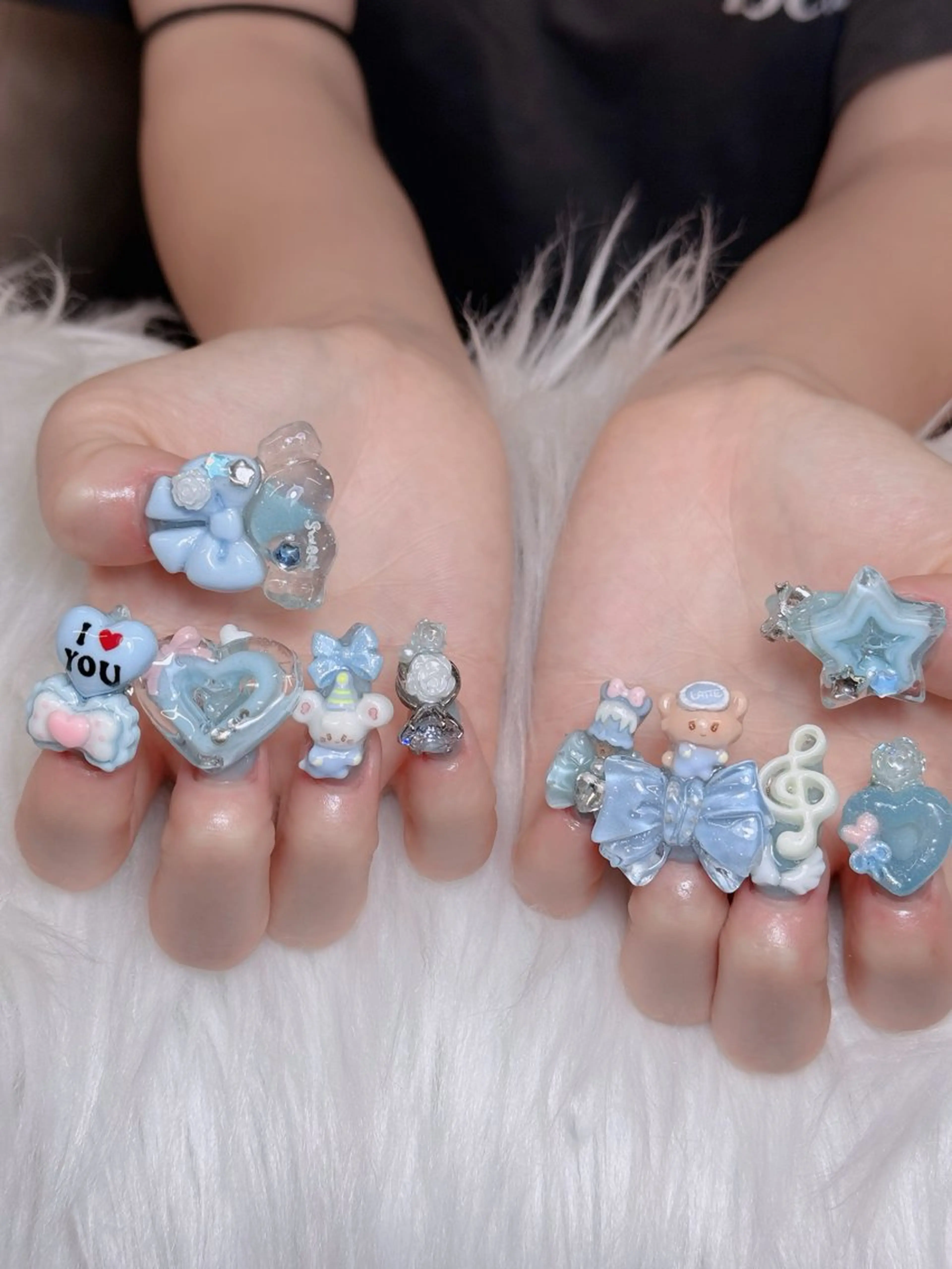 ネイル オーロラネイル チークネイル フットネイル フレンチネイル ハロウィン ハンドネイル Lumi Nail 新大久保3‘のネイルデザイン