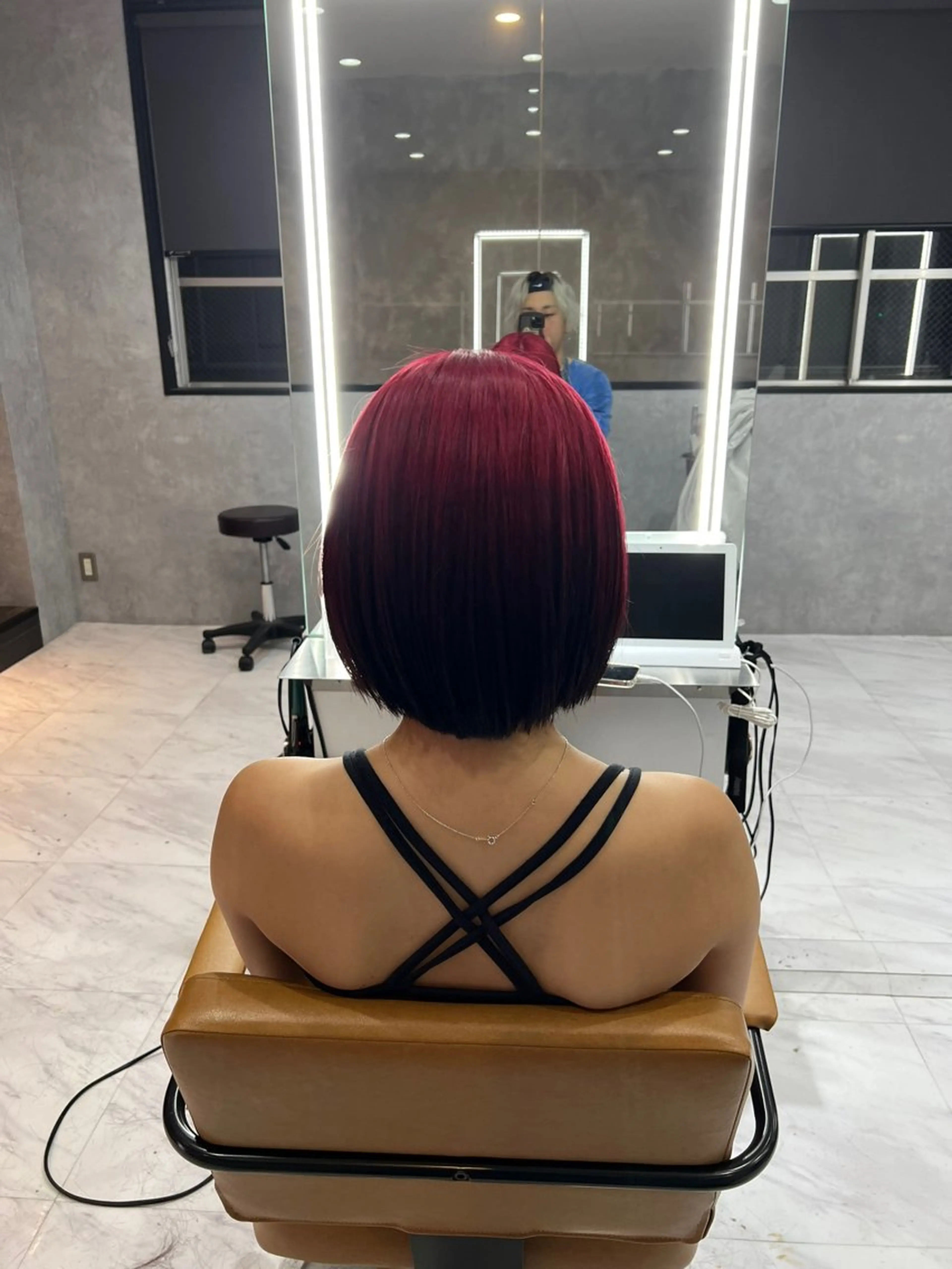 ショート カラー デザインカラー grow北千住店所属・ハイトーン✨最新髪質 改善👩ryuyaのヘアスタイル