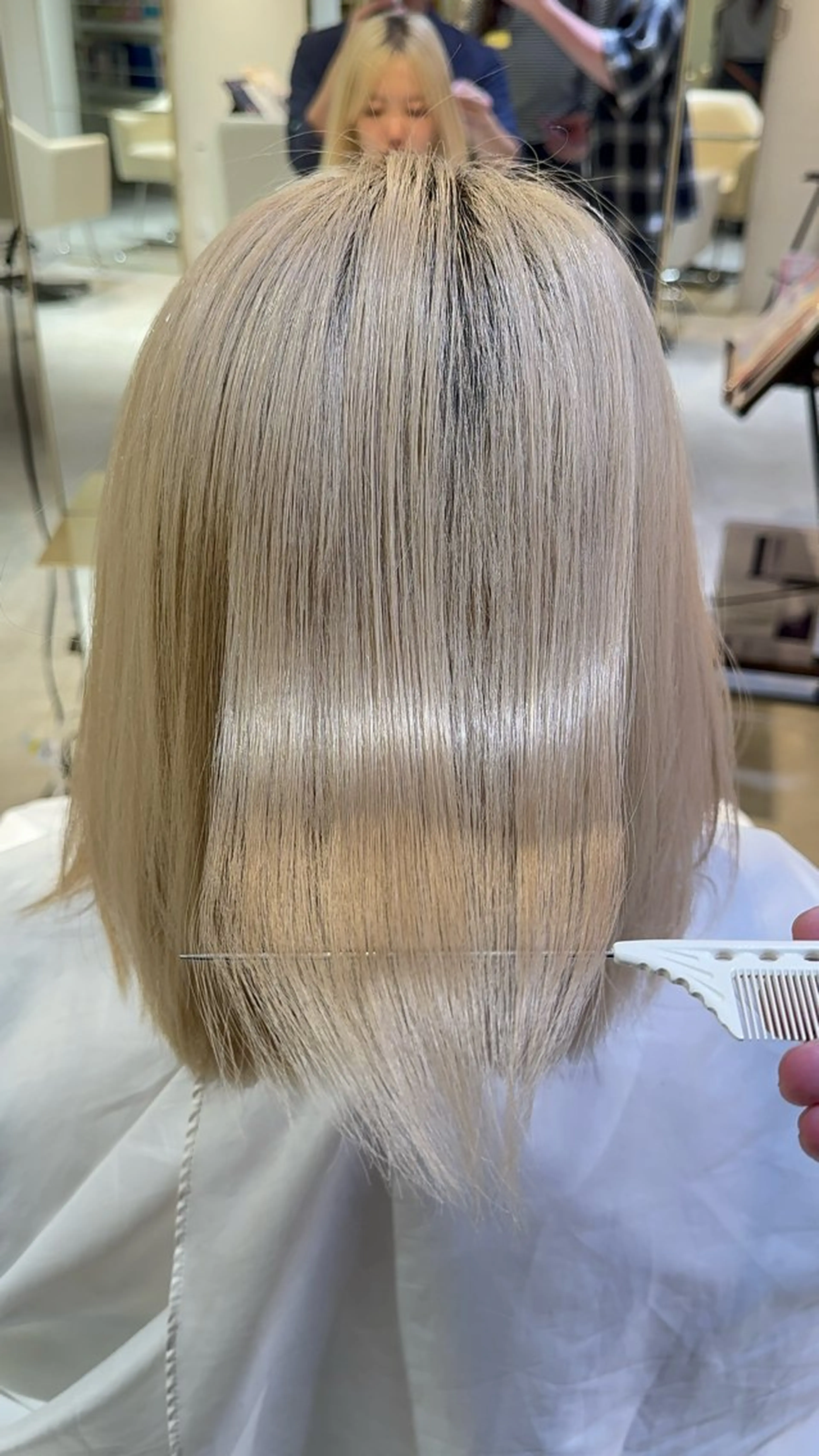 ミディアム 尾前 了守のヘアスタイル