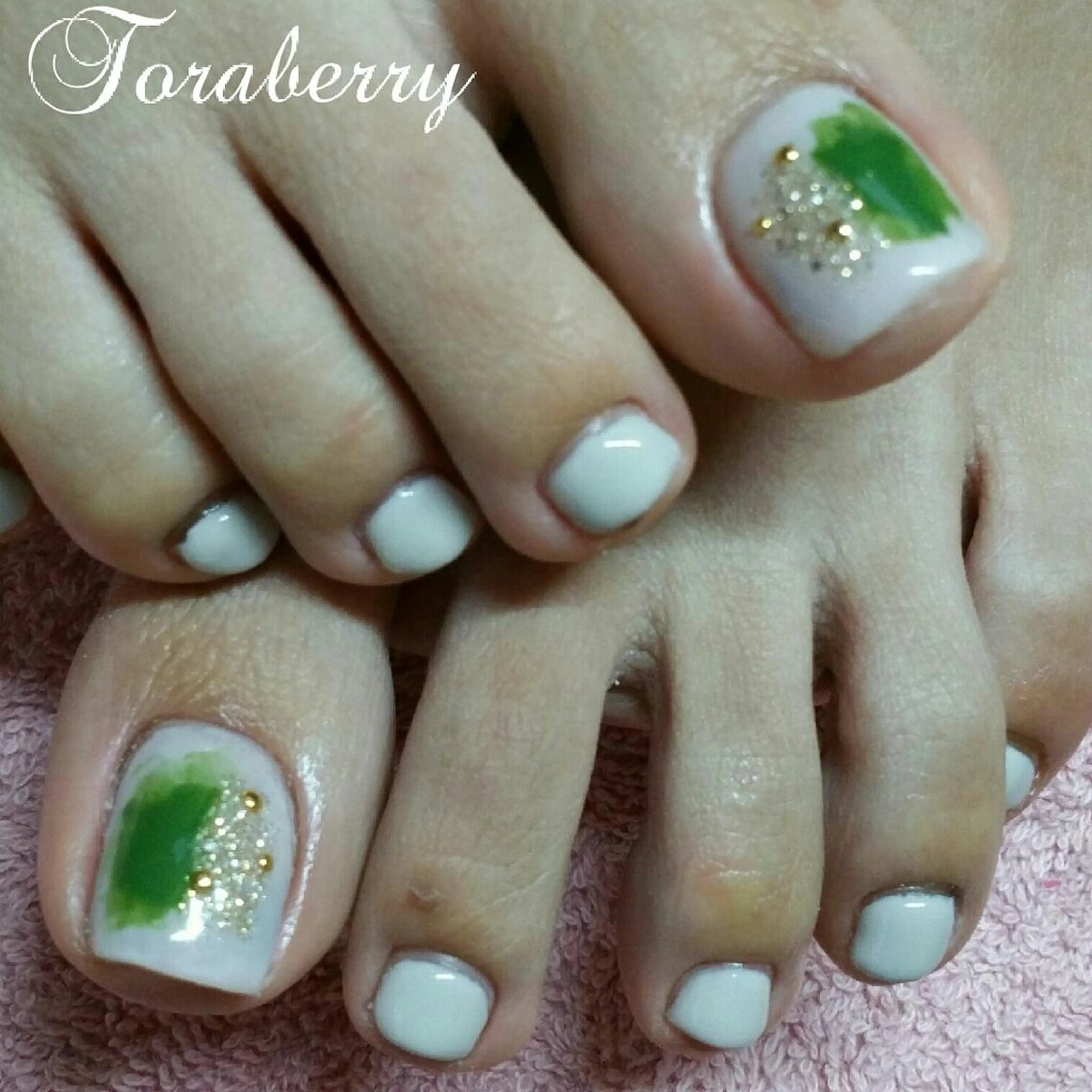 ネイル フットネイル ニュアンスネイル シンプルネイル ネイリスト なつみのネイルデザイン