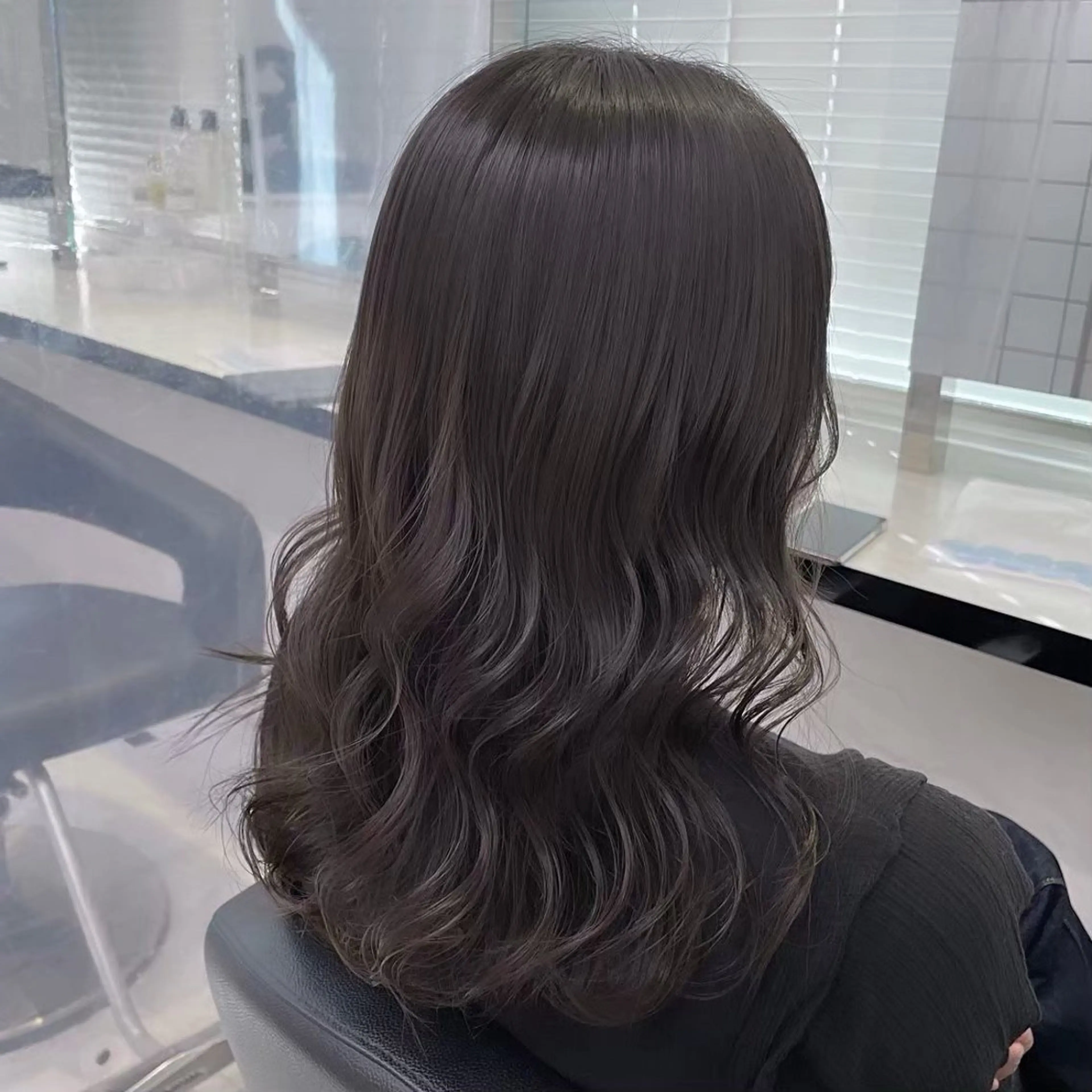 セミロング カット ヘアカラー トリートメント ヘッドスパ ヘアセット ❤️赤み消し 上品カラー❤️のヘアスタイル