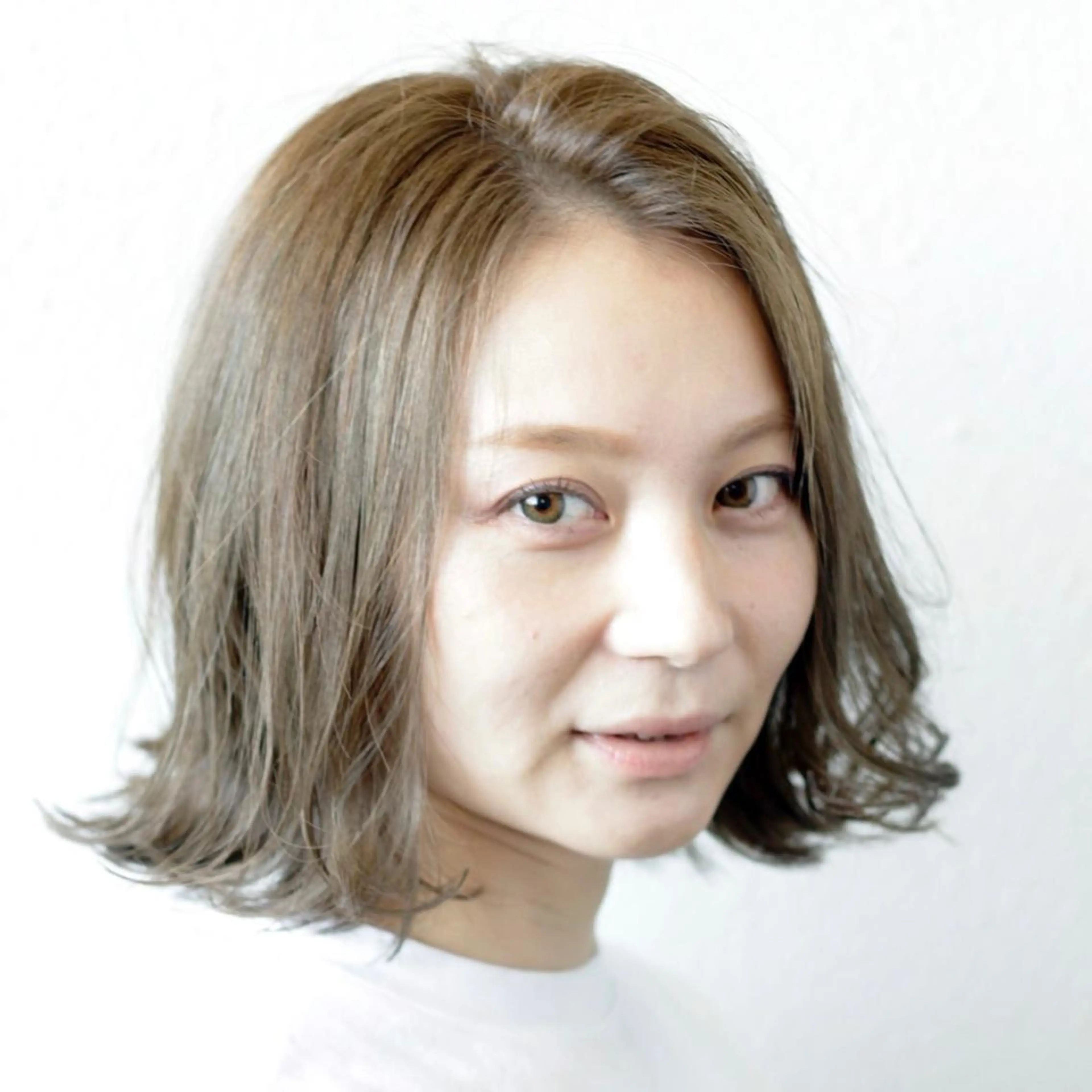 ミディアム カラー ヘアアレンジ カット ヘアカラー トリートメント stylist田口 祐歩のヘアスタイル