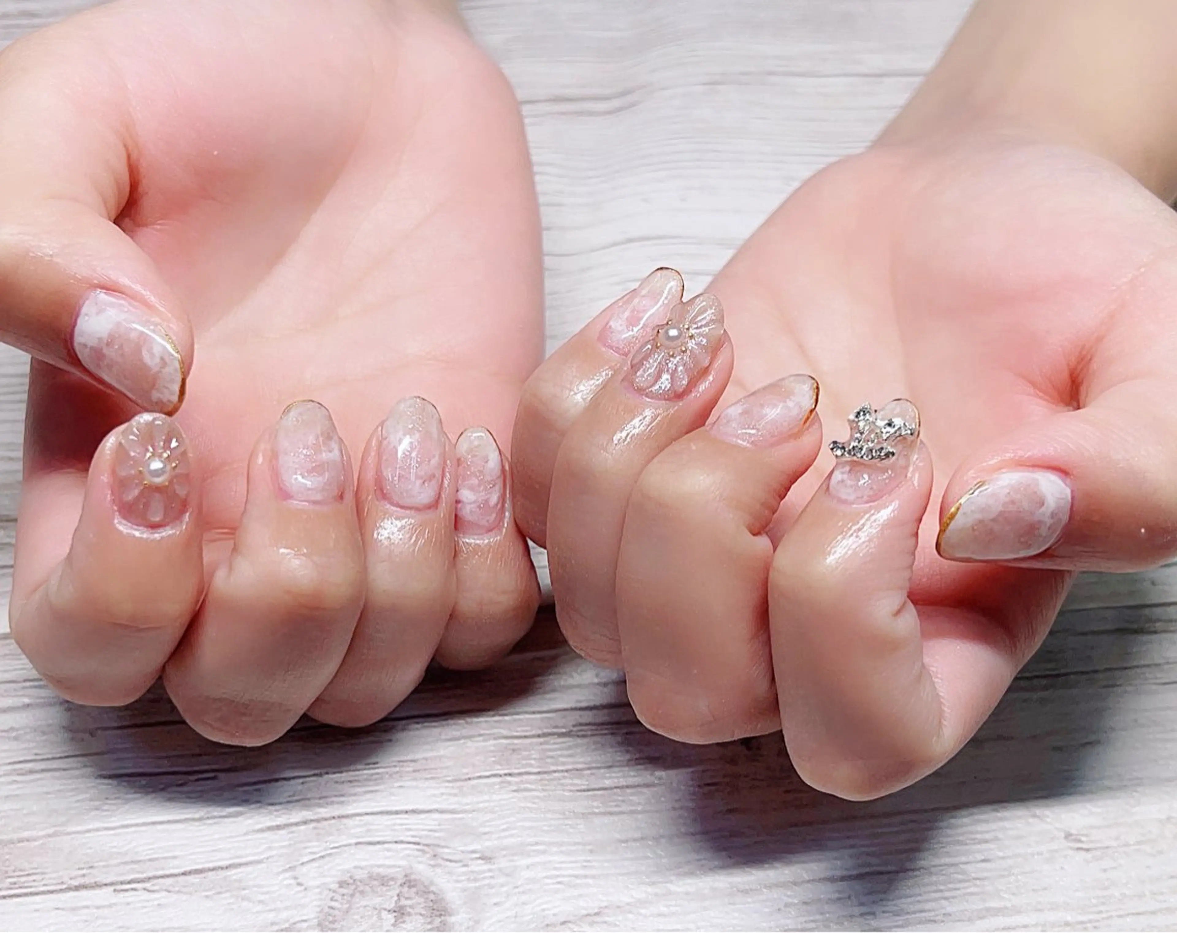 ネイル ルアナネイルサロン所属・ルアナネイル サロンのネイルデザイン