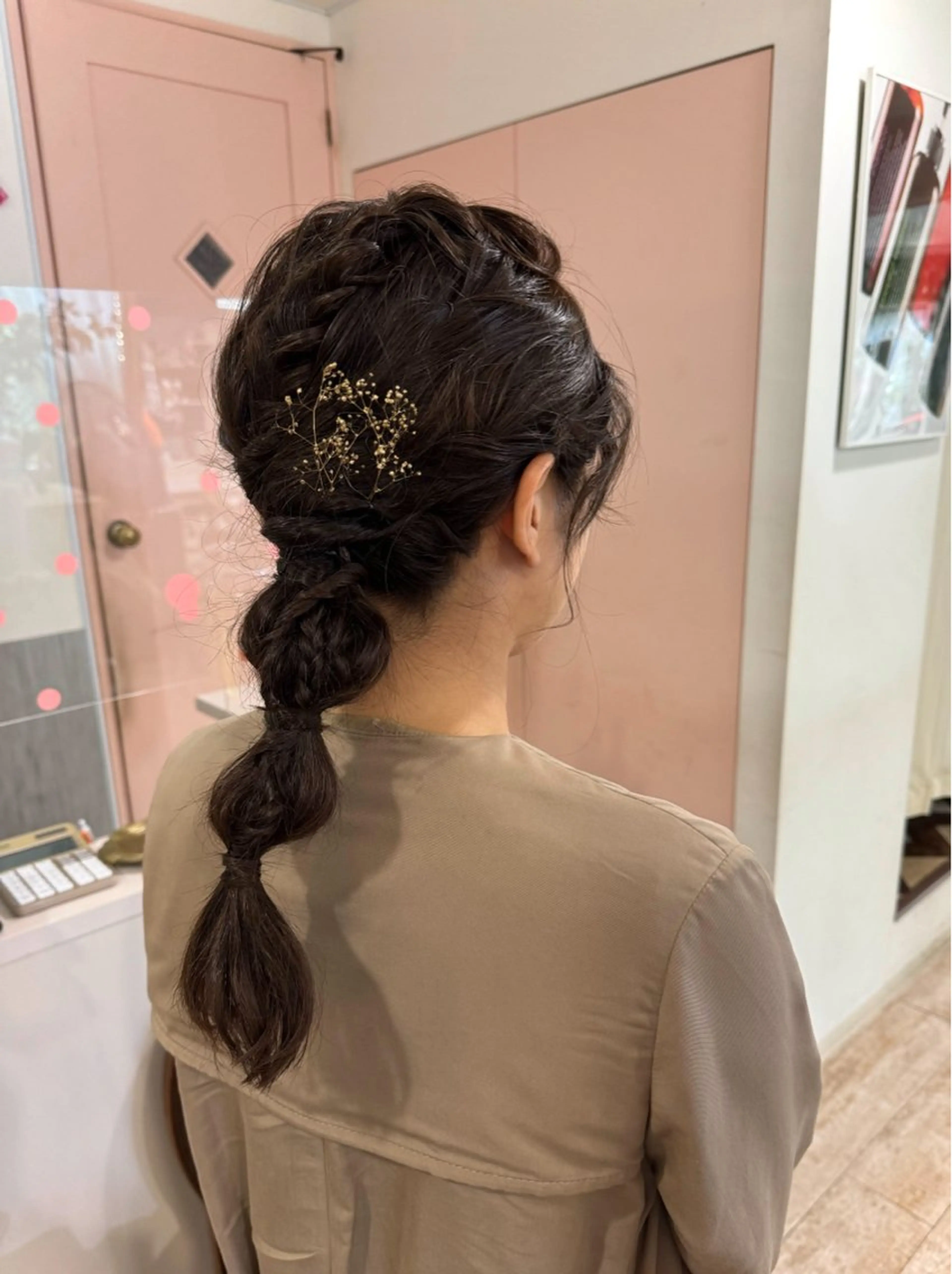 セミロング ヘアアレンジ 結婚式・ブライダル Eleanor 自由が丘ANNEX所属・個室サロン/ヘアケア デザイン🌼万希のヘアスタイル