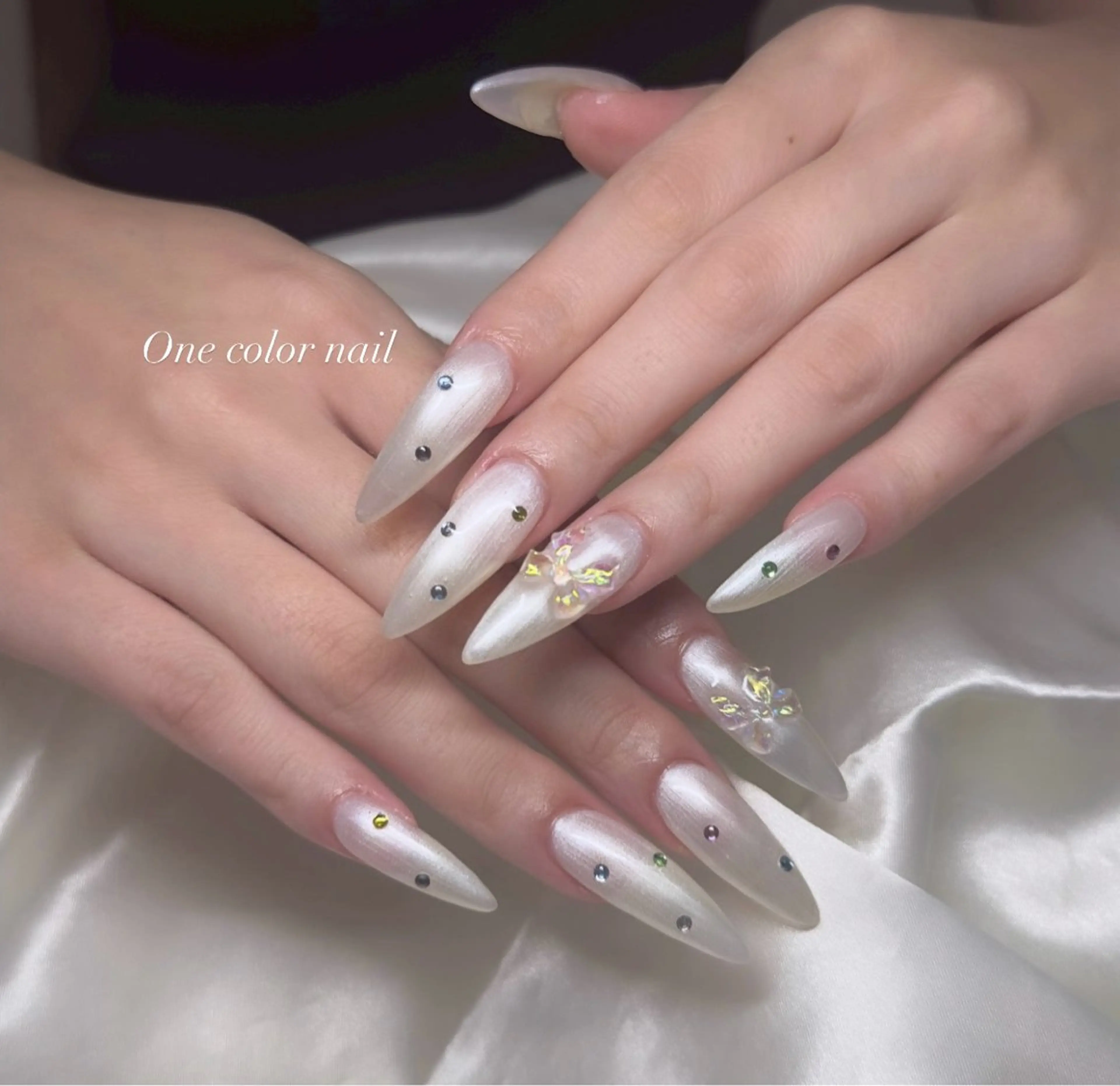 【口コミ投稿限定🎀】甘皮ケア付きワンカラーネイルの写真
