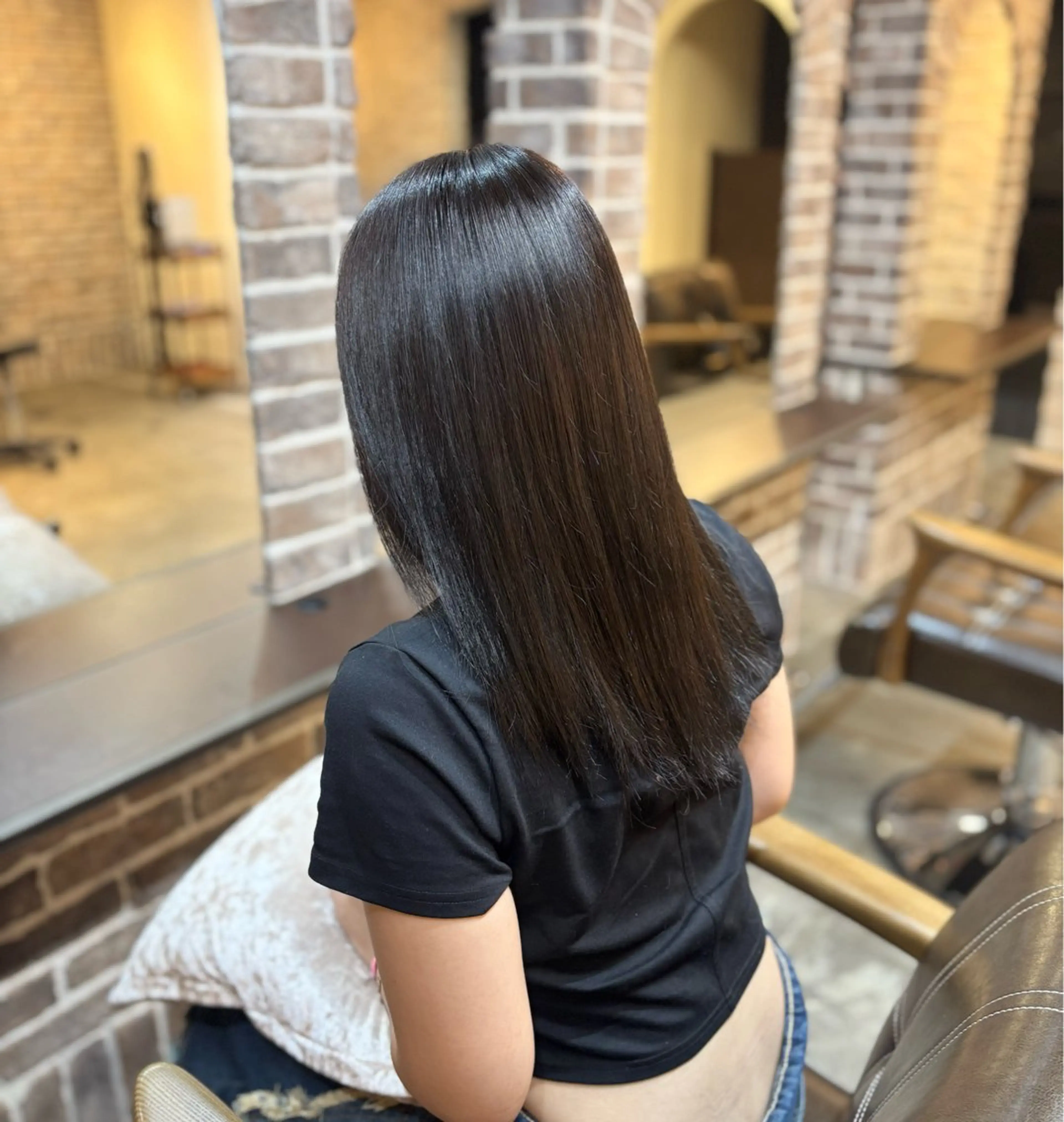 ロング カラー ブリーチ 透明感カラー ダークグレー ダークグレージュ グレージュ ヘアカラー 川野 秀真のヘアスタイル
