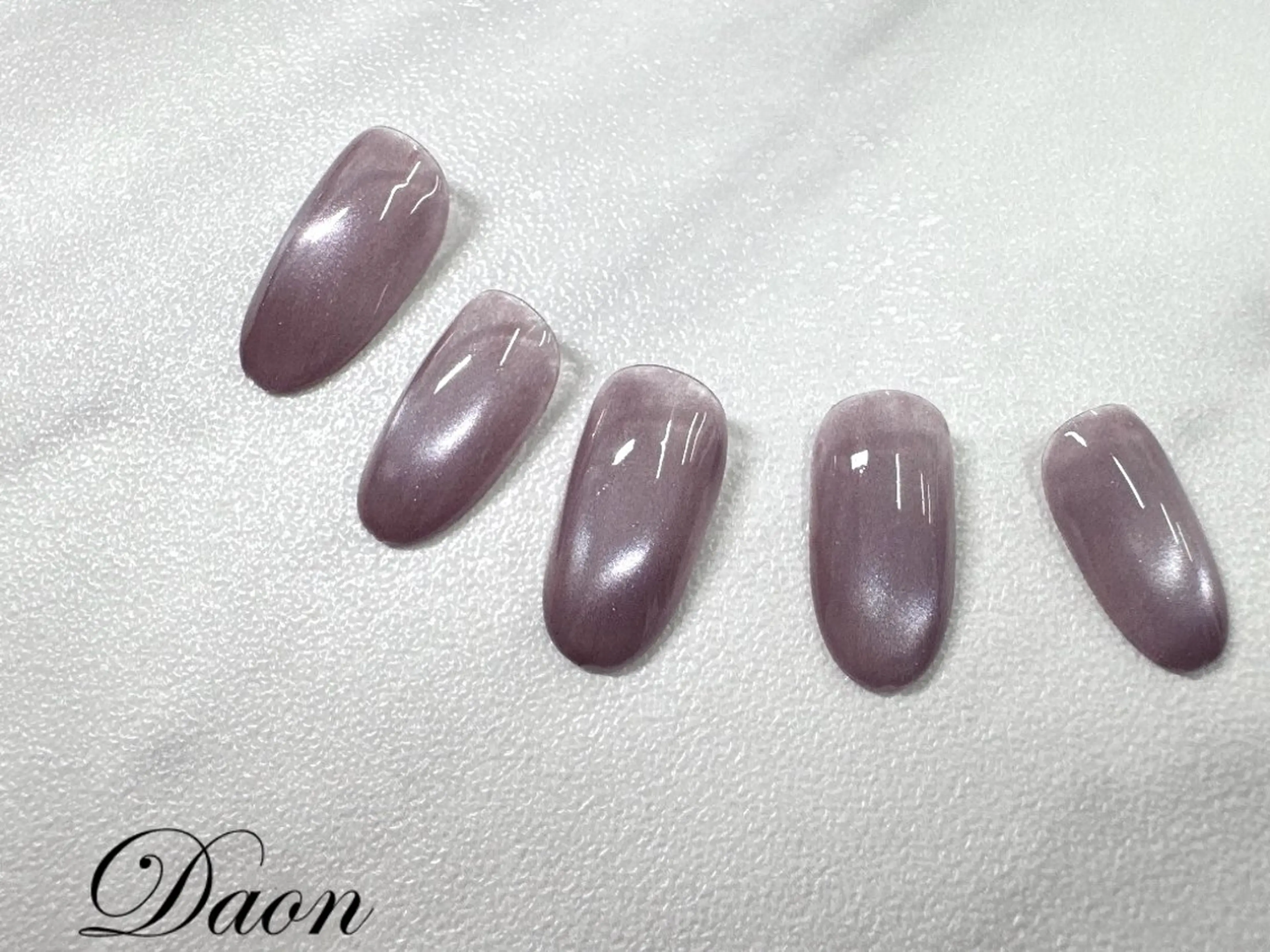 【11月10日限定】マグネットネイル✨️オフ有りの写真