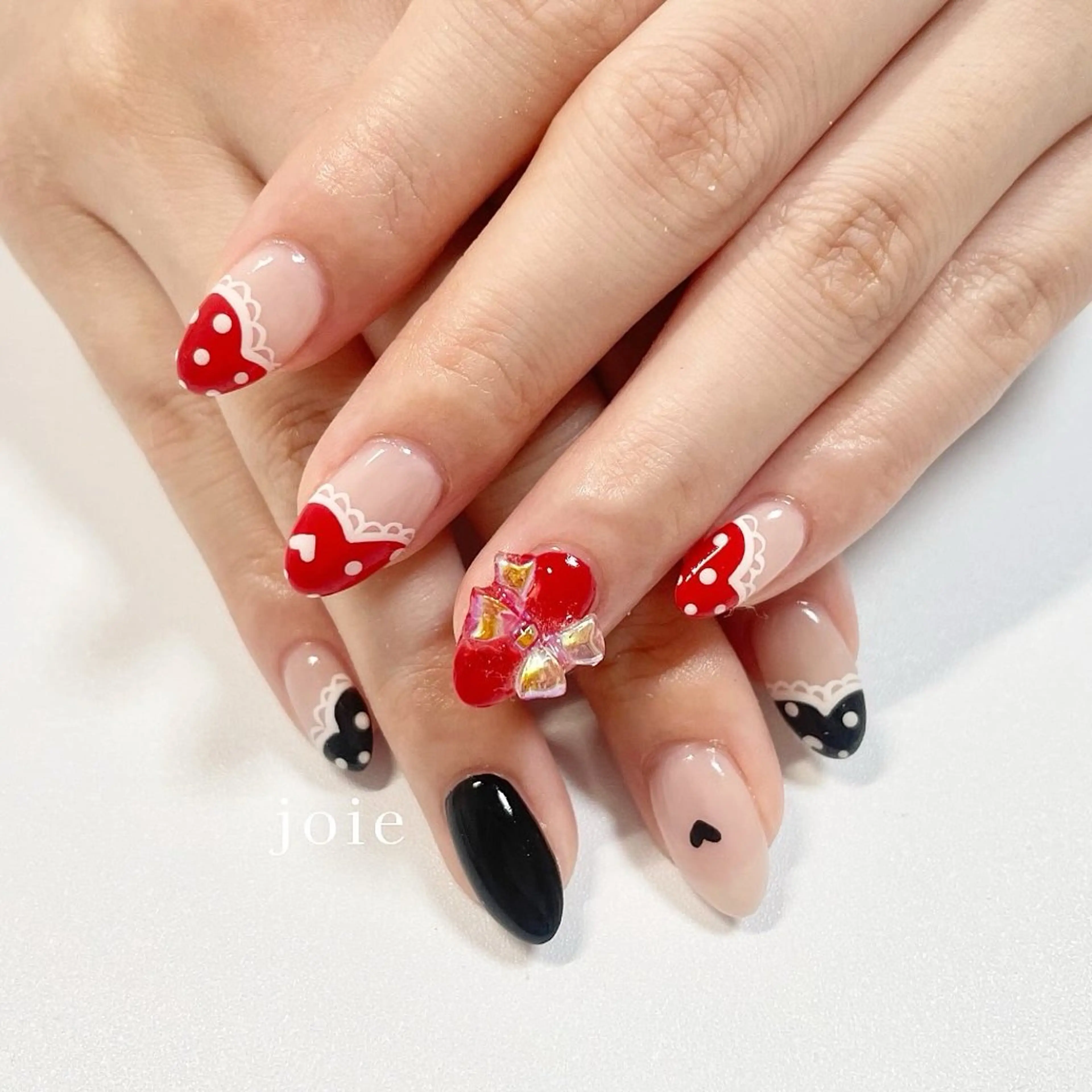 ネイル フレンチネイル キラキラネイル ワンカラーネイル リボン Nailist Mikuのネイルデザイン