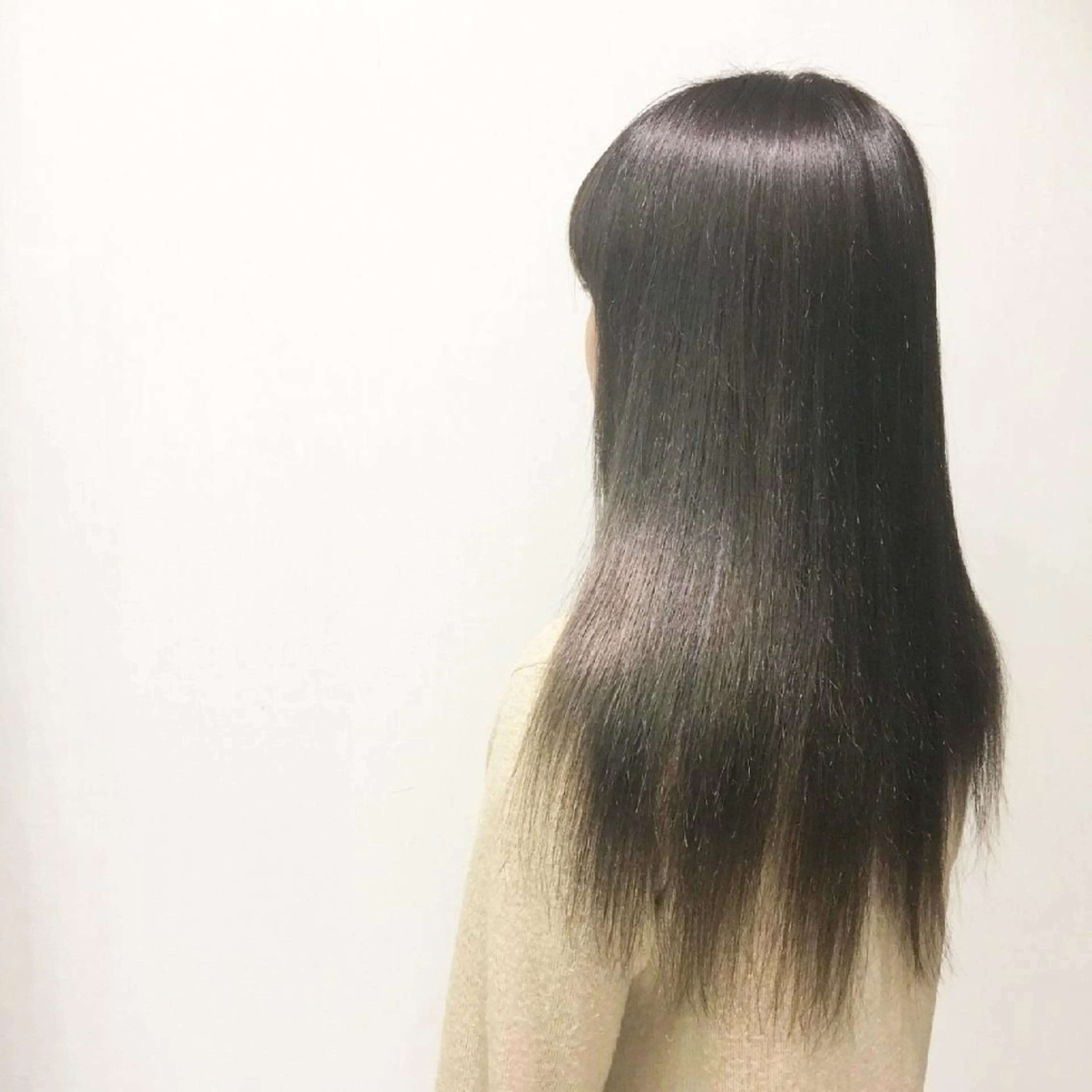 🍂【髪質改善】サラ艶🤎縮毛矯正+3stepトリートメントの写真