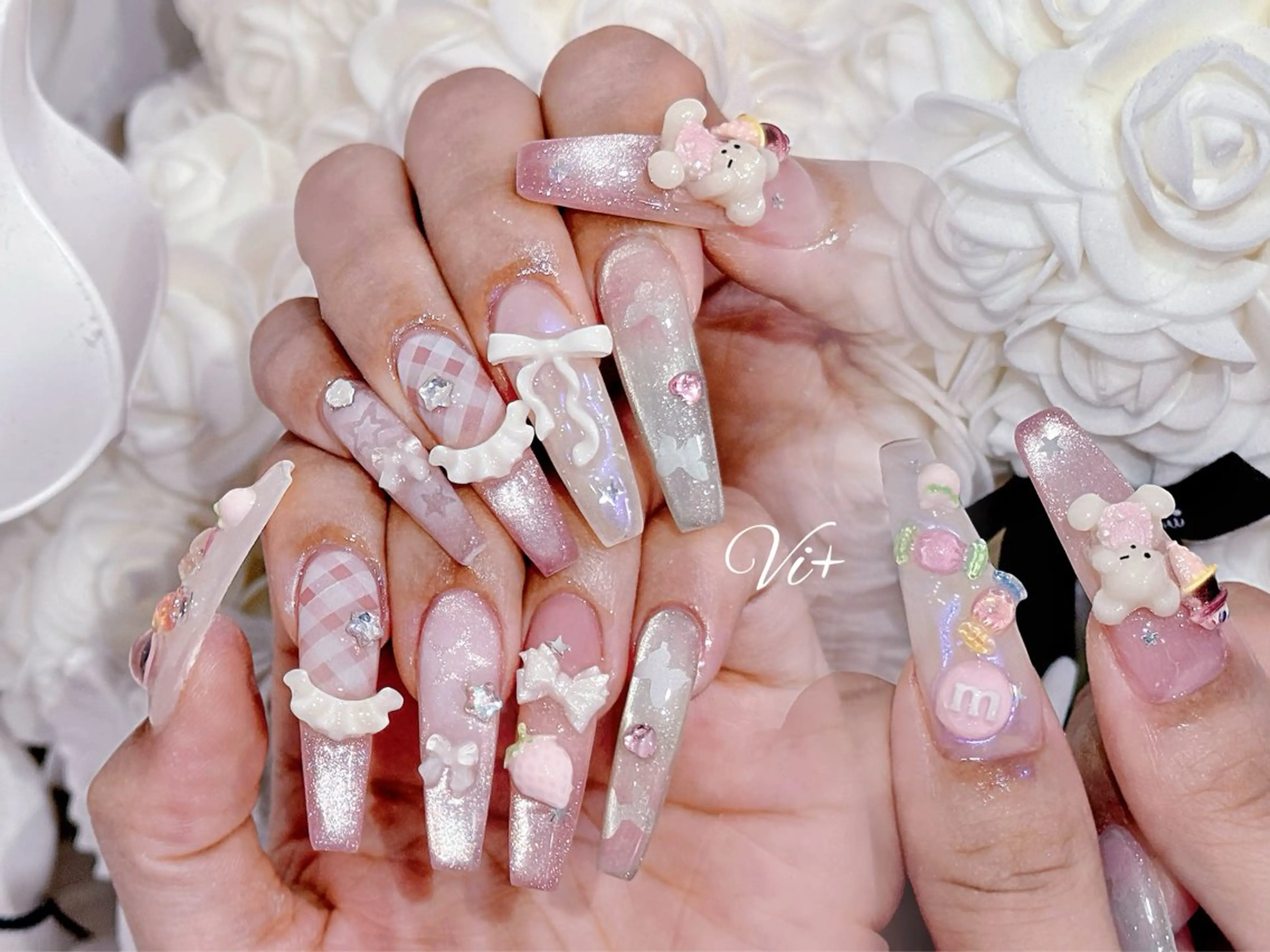 ネイル ハンドネイル ✨Nailsalon Vi+✨のネイルデザイン