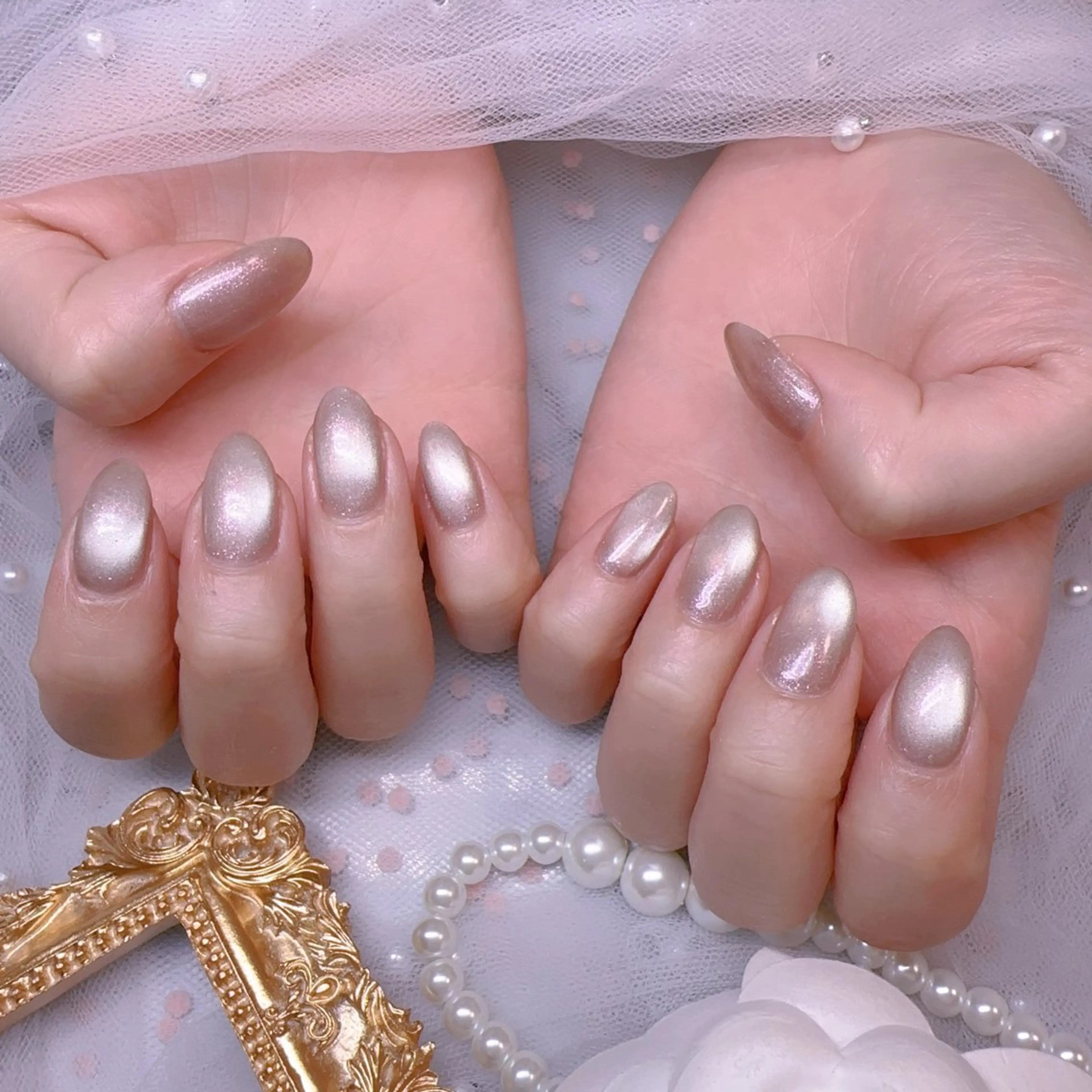 ネイル オーロラネイル フットネイル 韓国ネイル ラメ(グリッター) ラメグラデーション Belle nail salon 新小岩のネイルデザイン