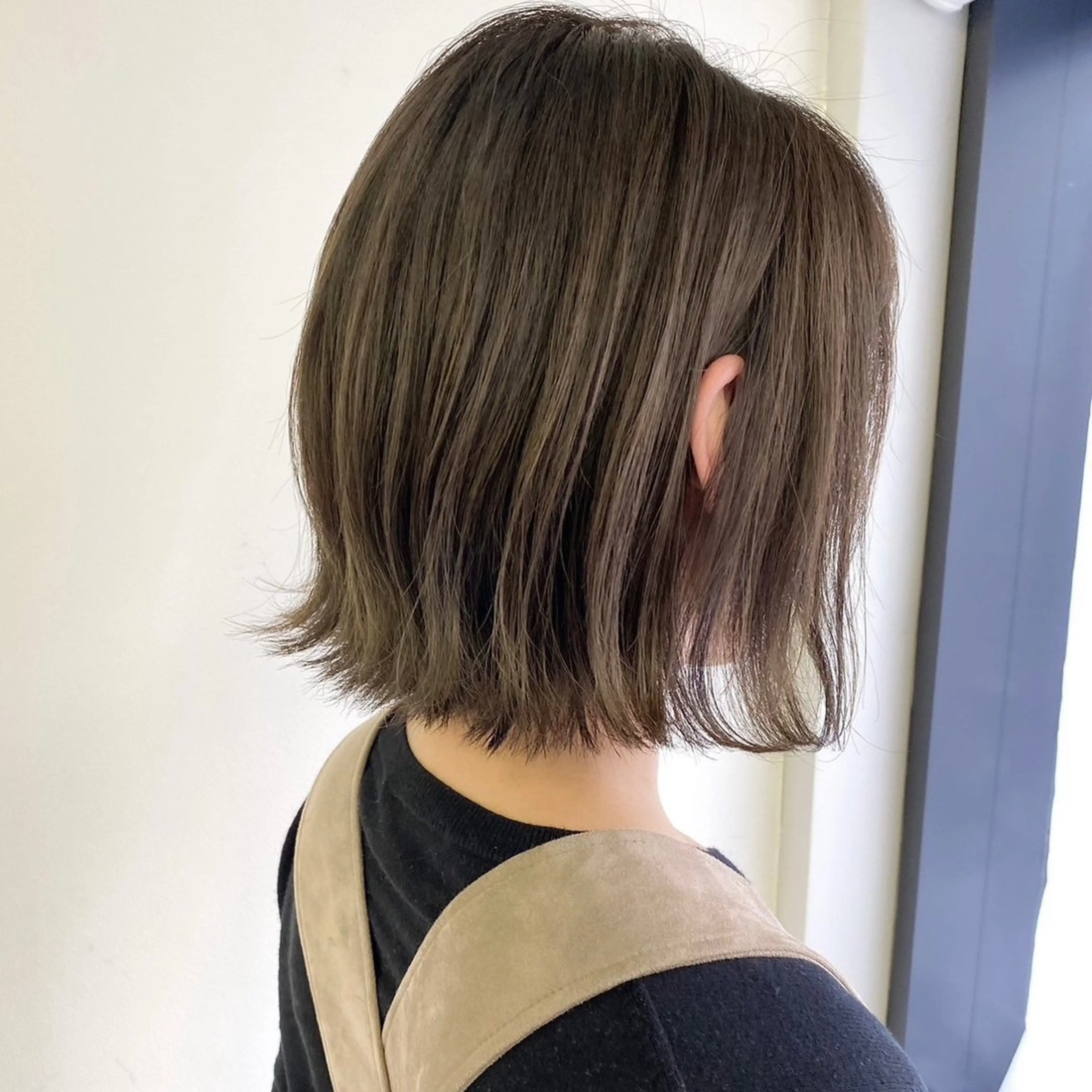 ショート カラー ボブ Flulu by avance. cross所属・艶感カラー🫧‪三浦 衣織のヘアスタイル