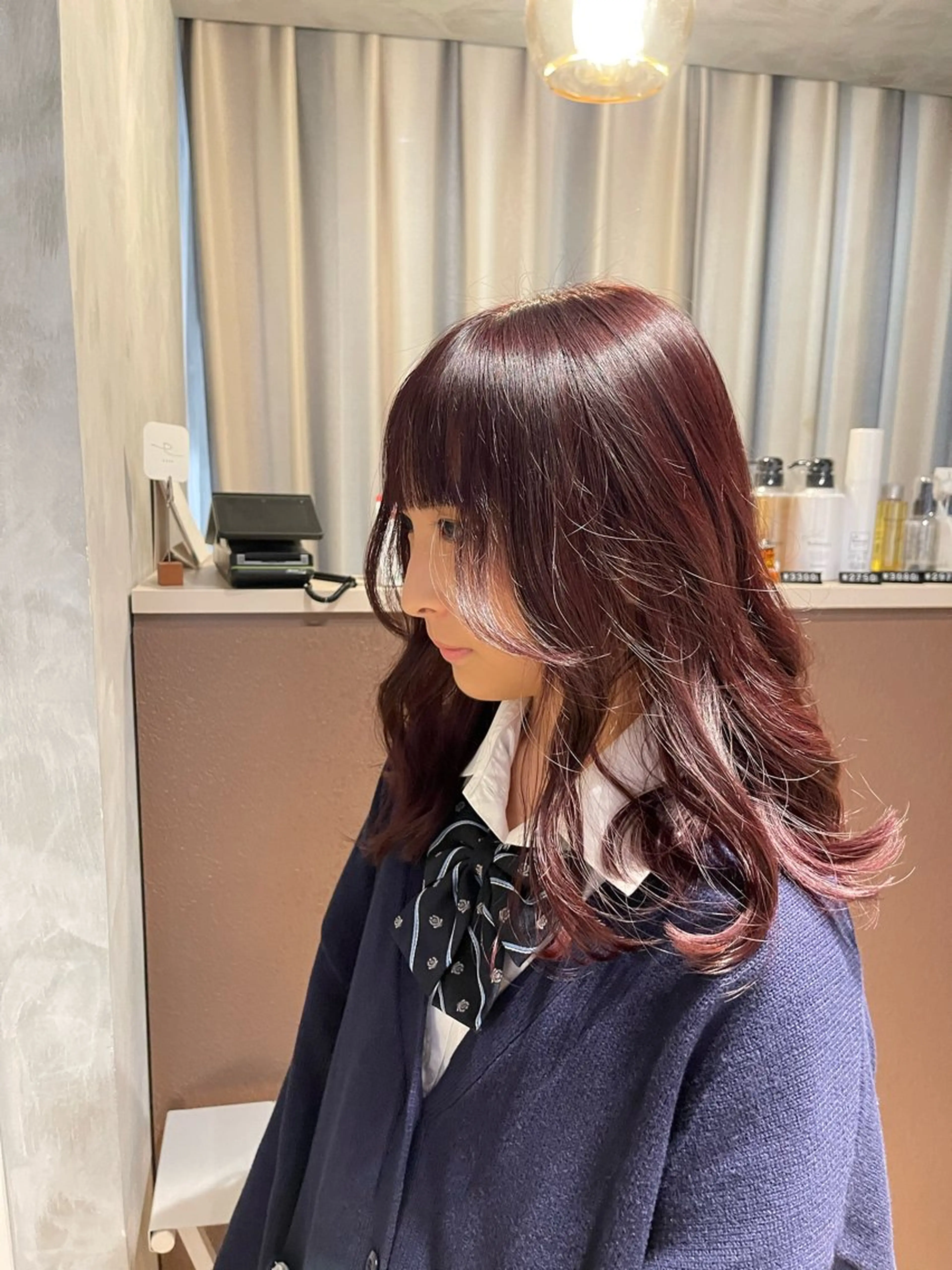 セミロング カラー ヘアアレンジ esse所属・阪倉 美玲のヘアスタイル
