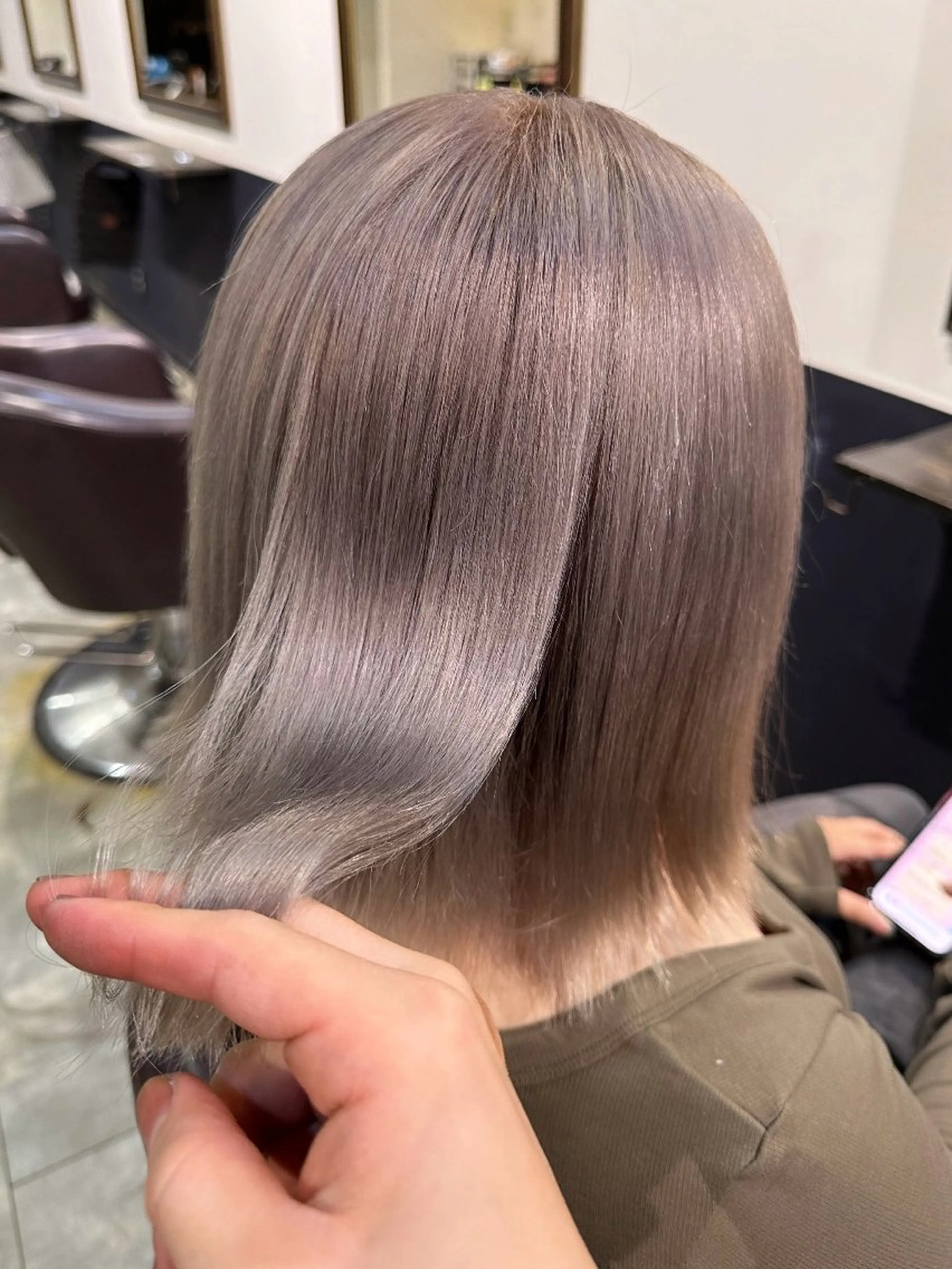 ミディアム カット ヘアカラー トリートメント ハイトーン🌈艶カラ ー✨ブリーチ/RYOのヘアスタイル