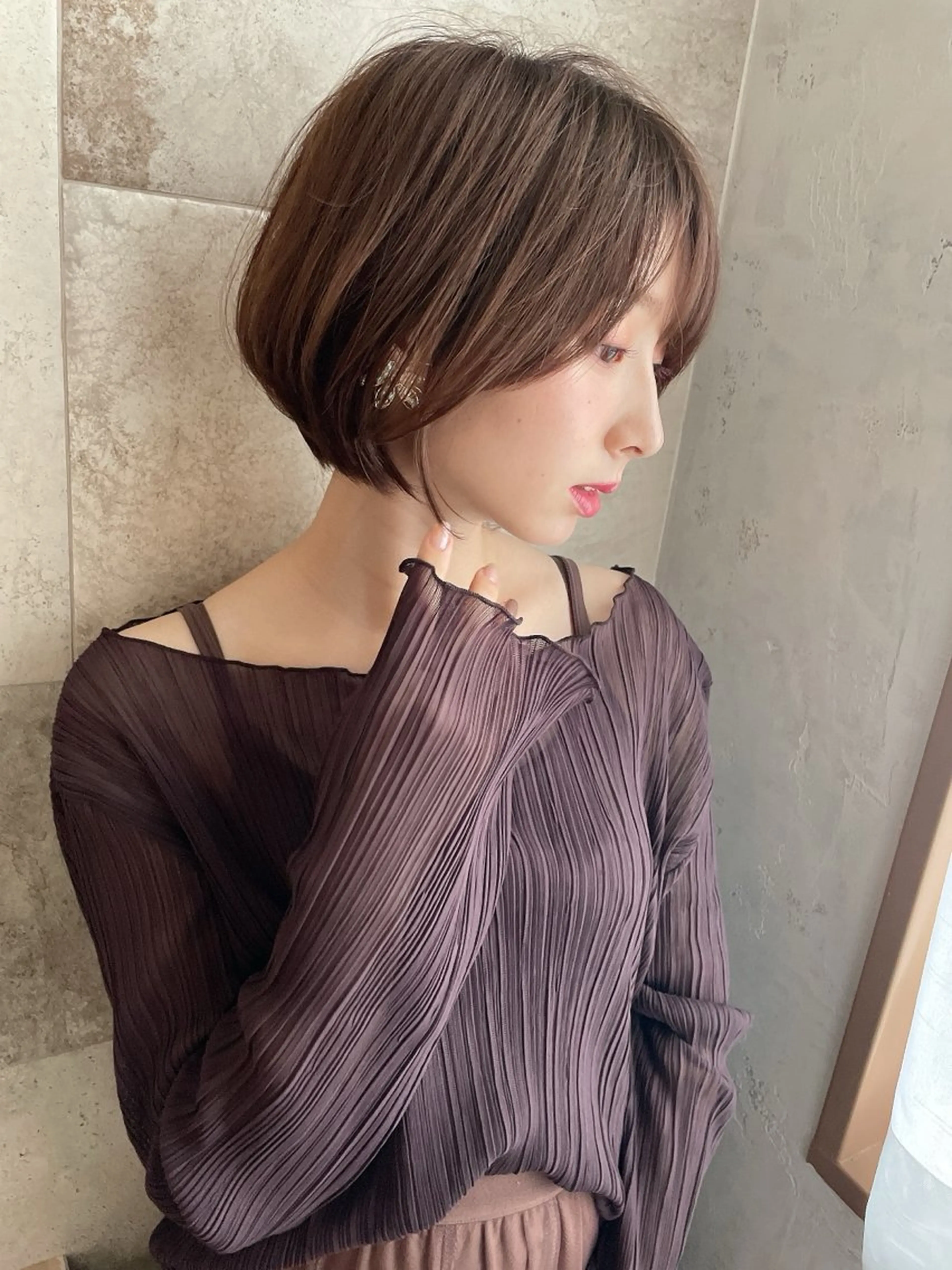 ショート 韓国風カラー ボブ くびれヘア エギョモリ 顔まわりレイヤー ボブ/顔周りカット /縮毛矯正/鈴木隆太のヘアスタイル