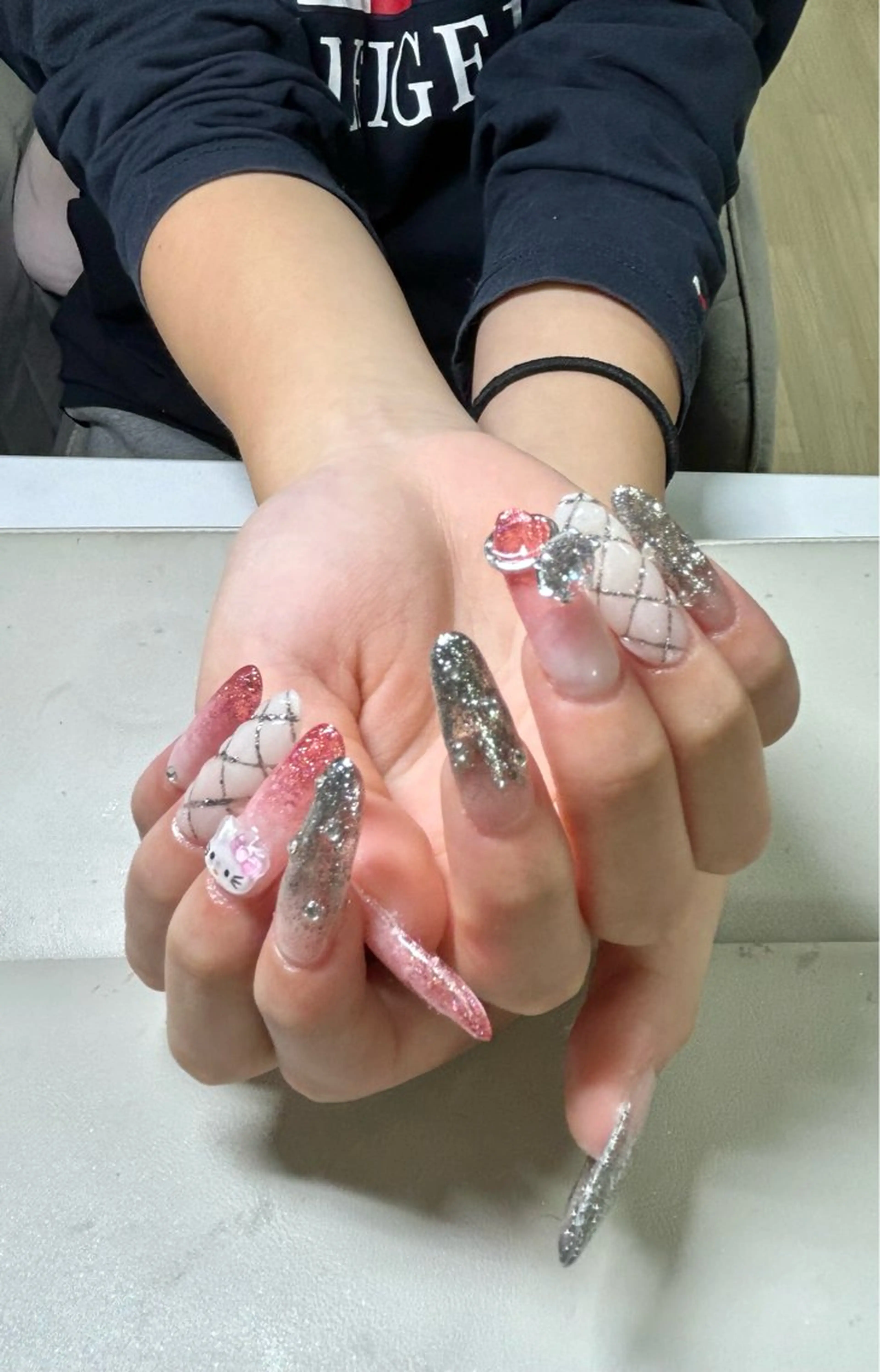 ネイル ハンドネイル コウ ヨウのネイルデザイン