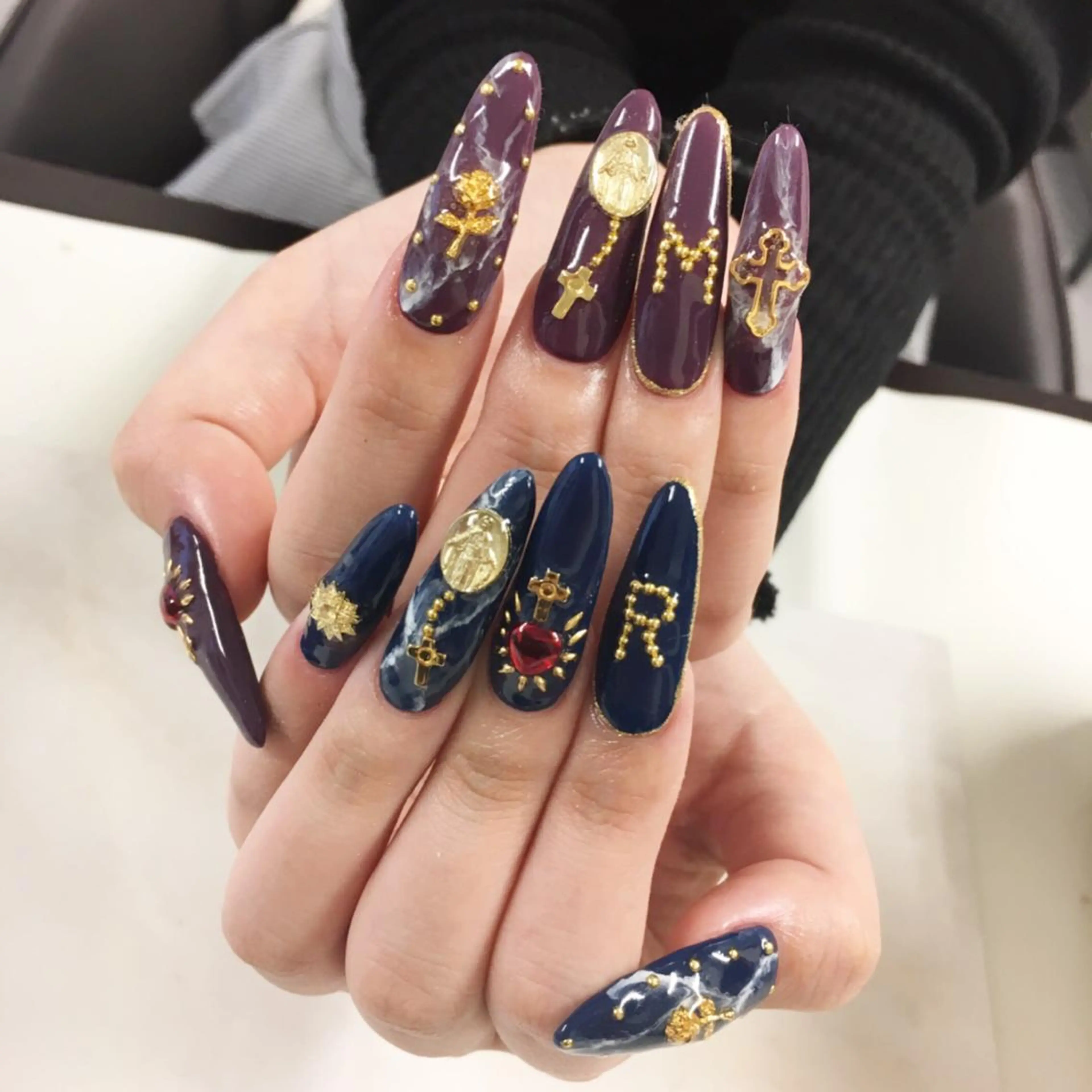 ネイル ロングネイル スカルプネイル SHINE NAILのネイルデザイン