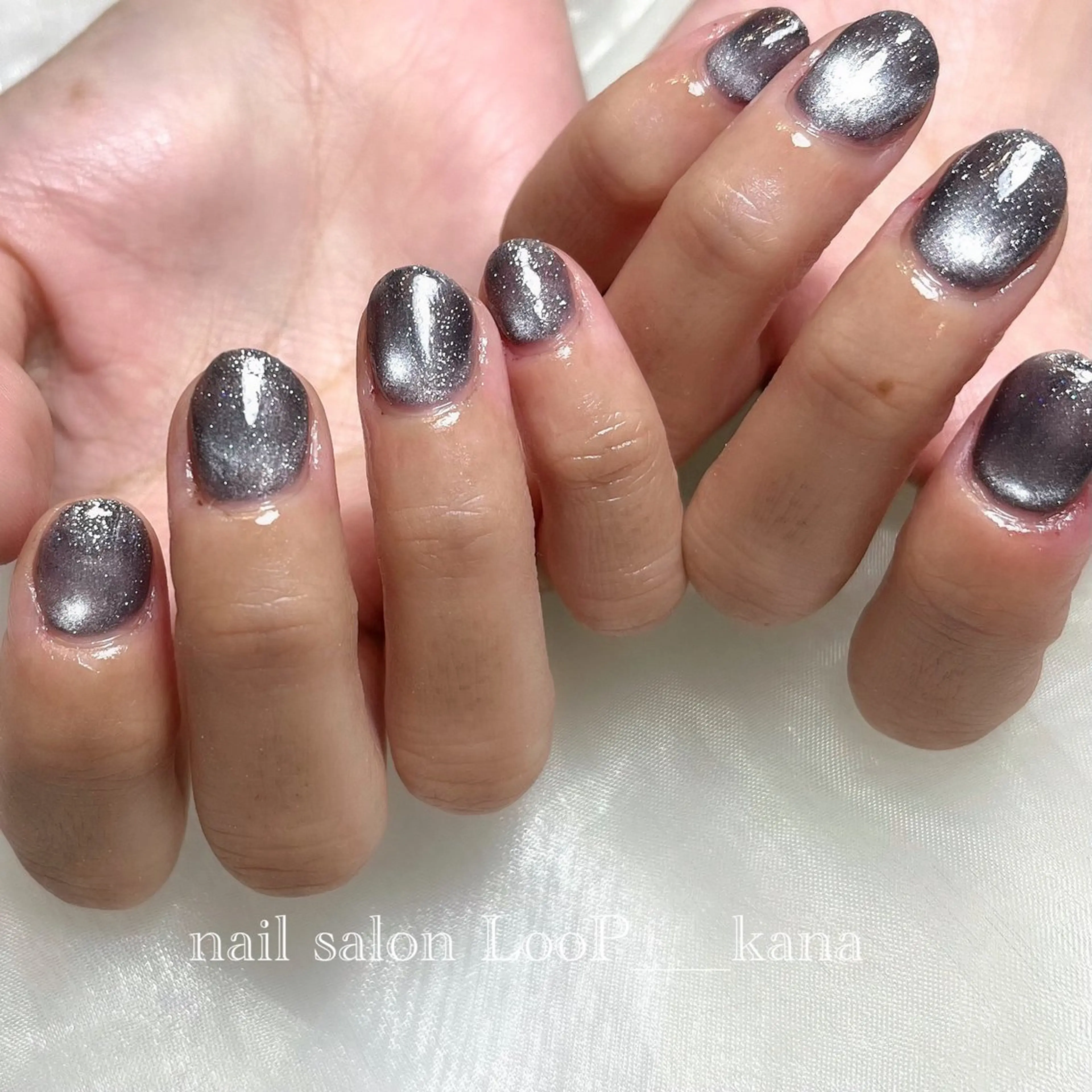 ネイル マグネットネイル ネイビー ネイルモデル募集中 LooP-kanaのネイルデザイン