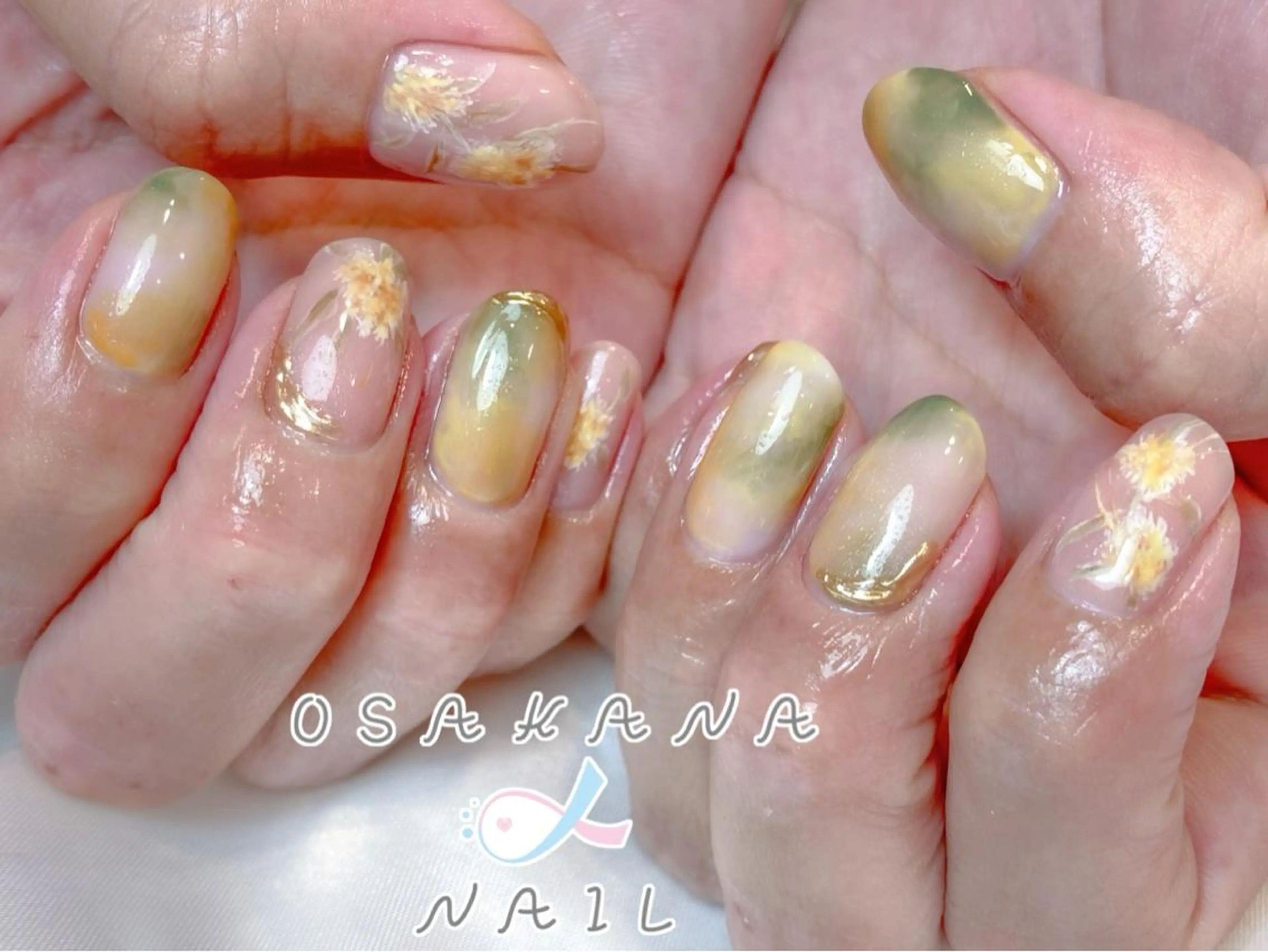 ネイル アートネイル ハンドネイル OSAKNA NAIL しおん🐠のネイルデザイン