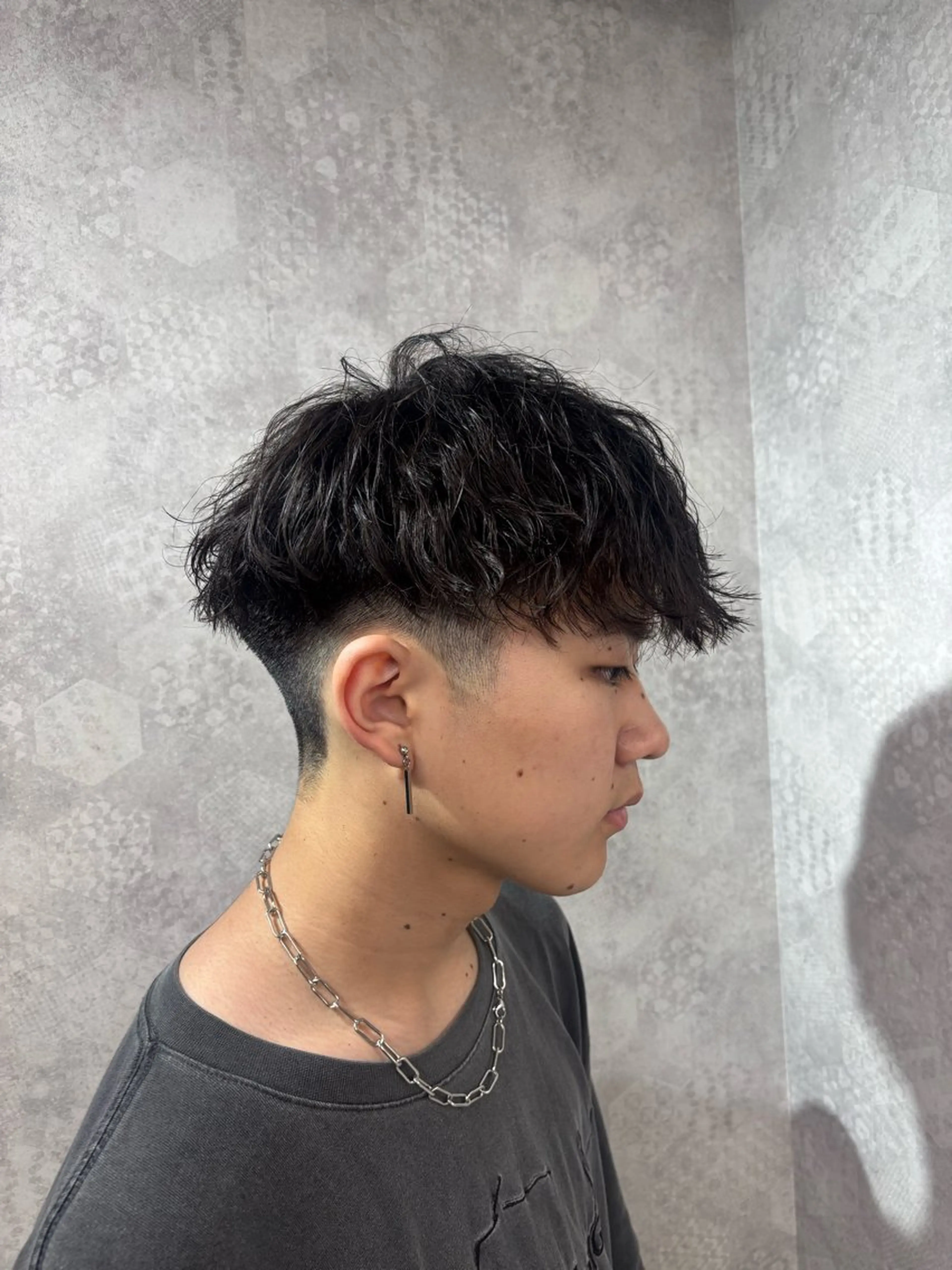 パーマ メンズ カット パーマ 外国人風ヘア ×18歳美容師ルイヤのヘアスタイル
