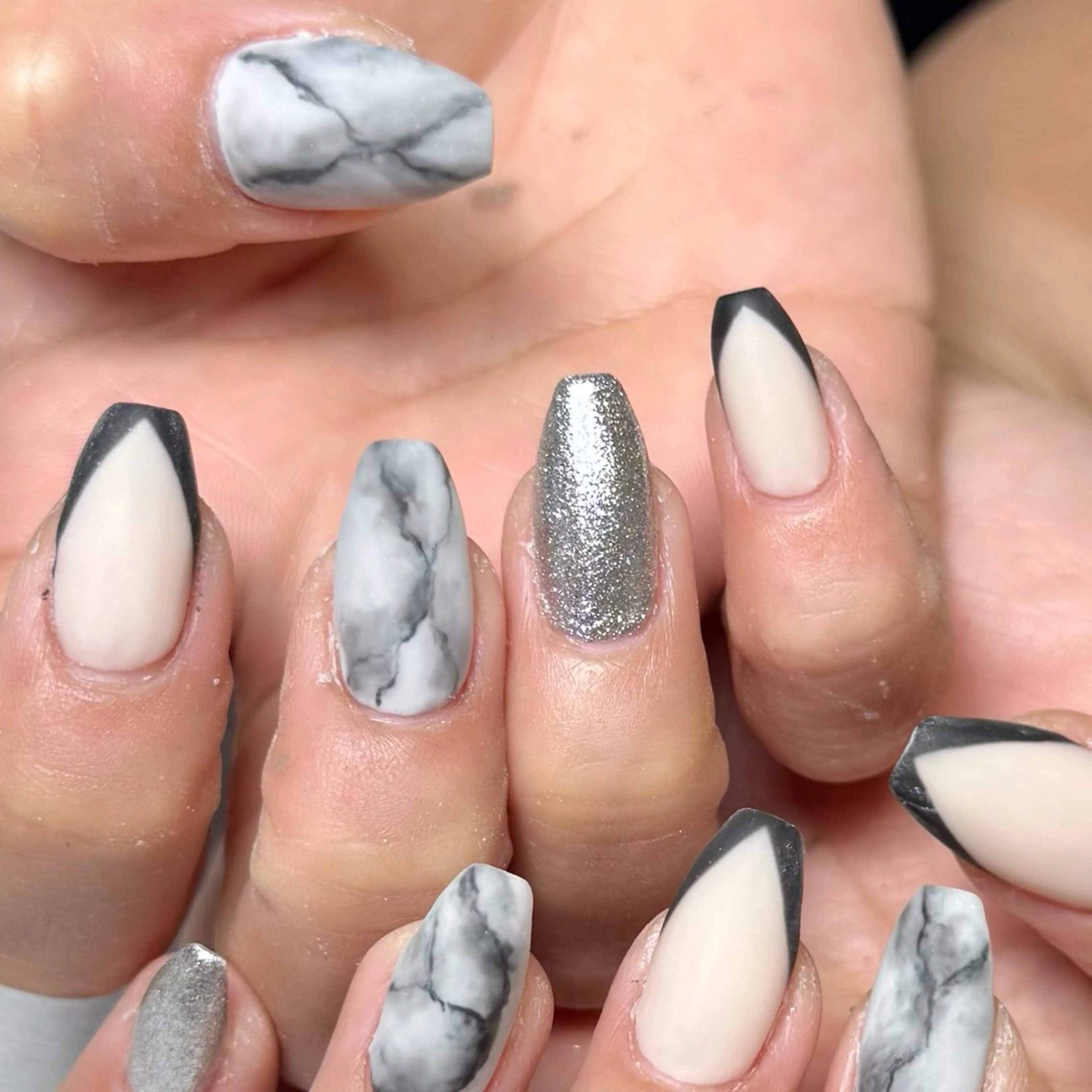 ネイル ハンドネイル are you nailのネイルデザイン