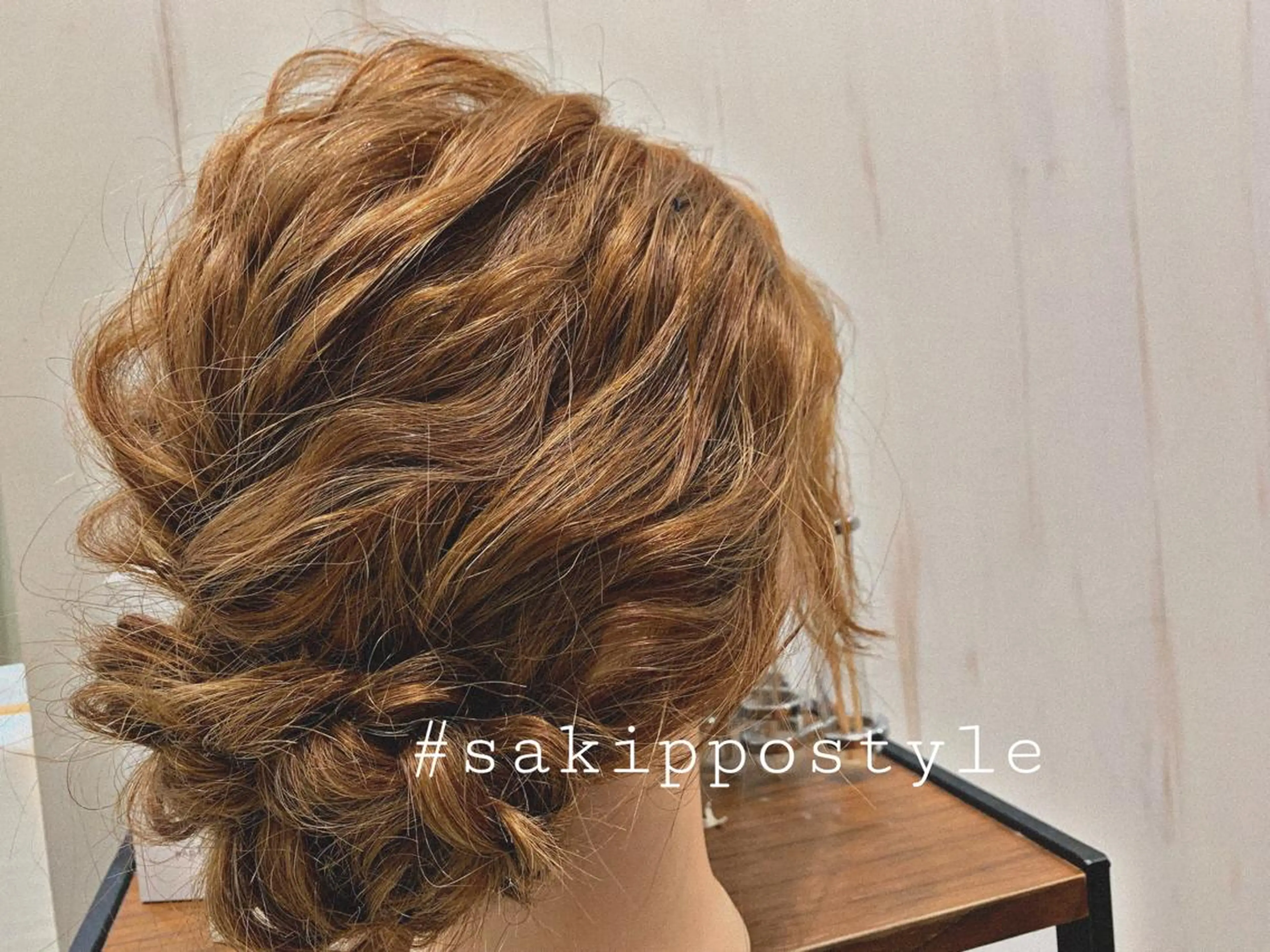 セミロング ヘアアレンジ Sol所属・Sol. Sakihoのヘアスタイル