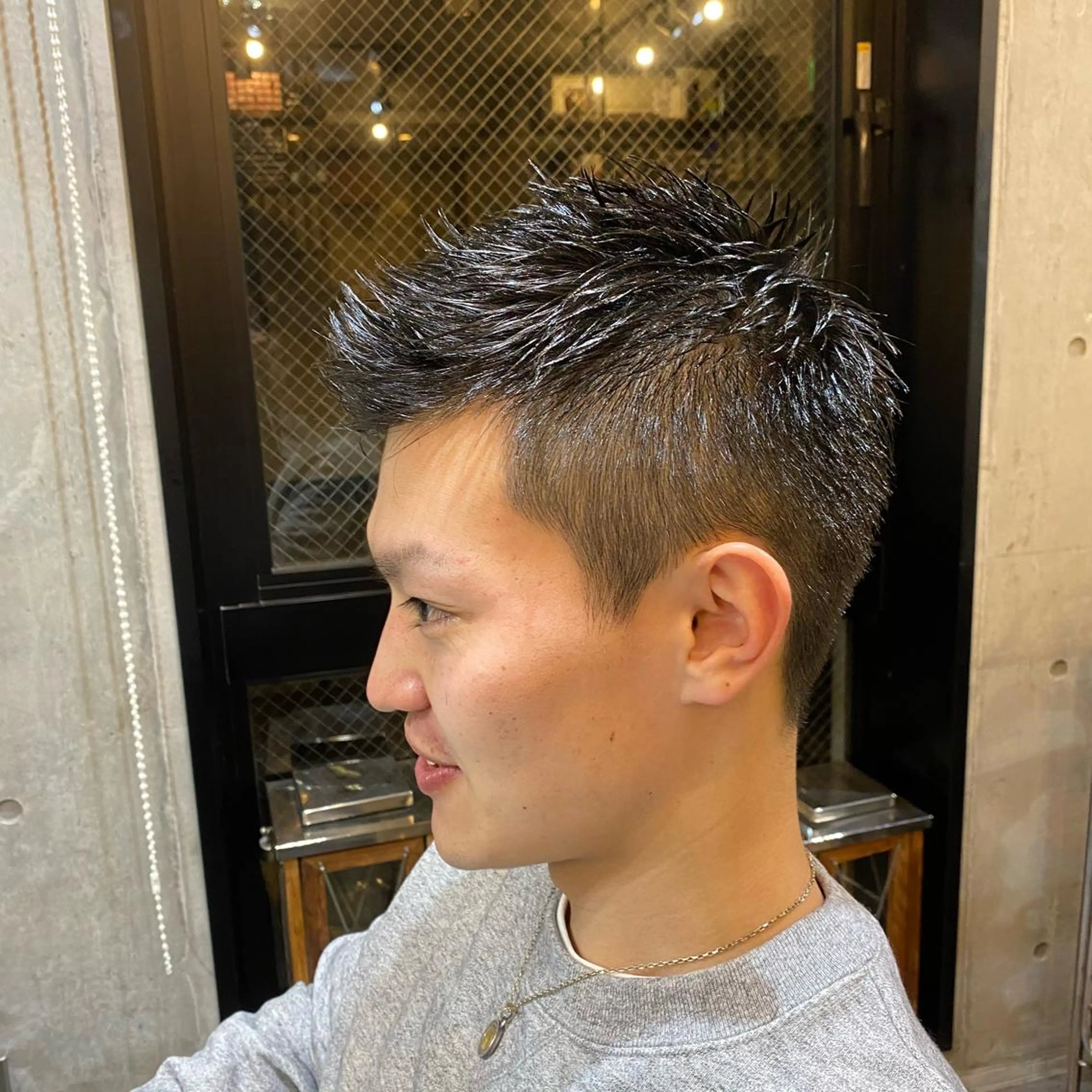 ショート カラー パーマ メンズ 艶髪ブリーチ 永井竜也のヘアスタイル