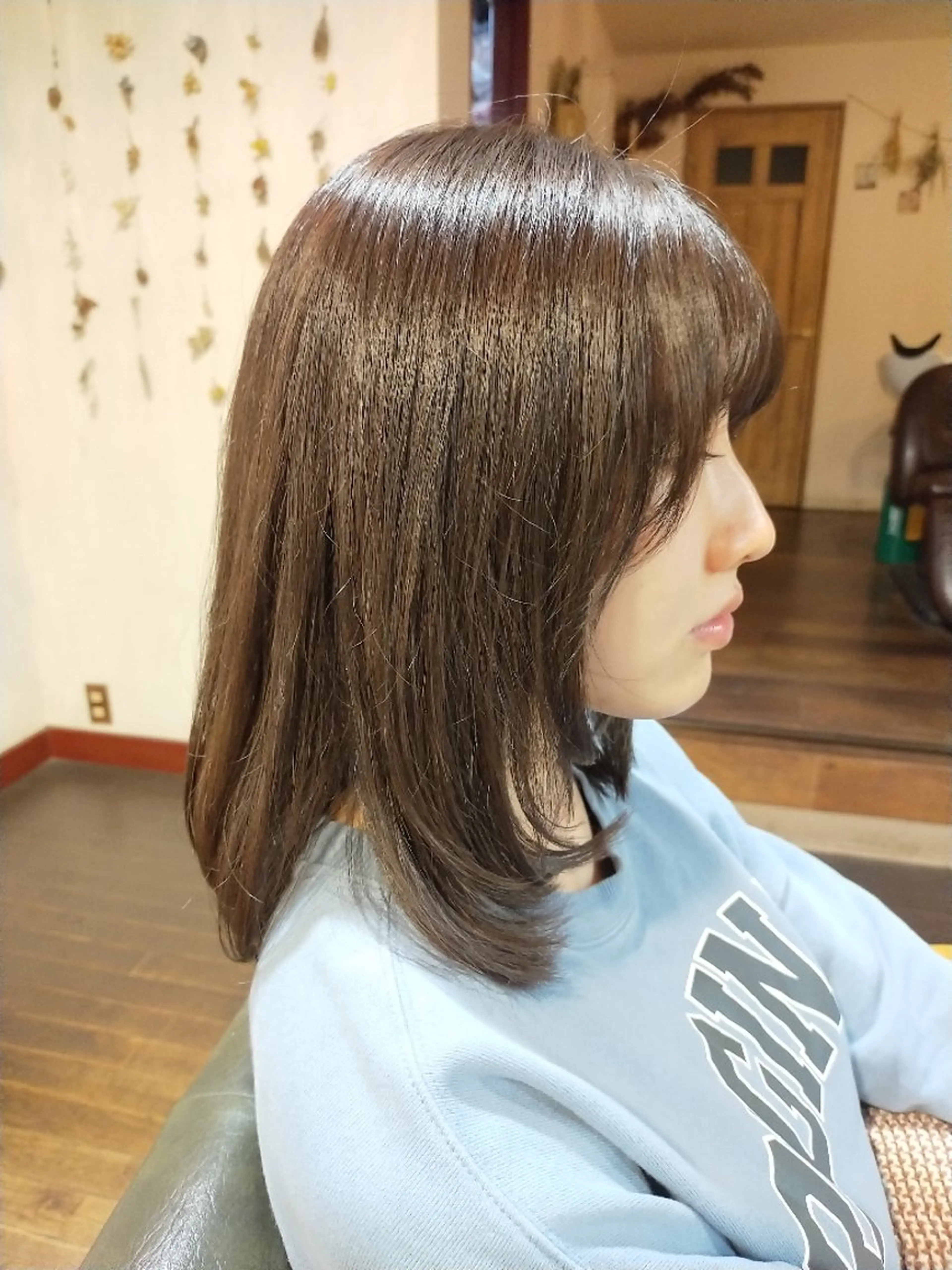 ミディアム カット ヘアカラー ASAKO ✴︎アメリシュシュのヘアスタイル