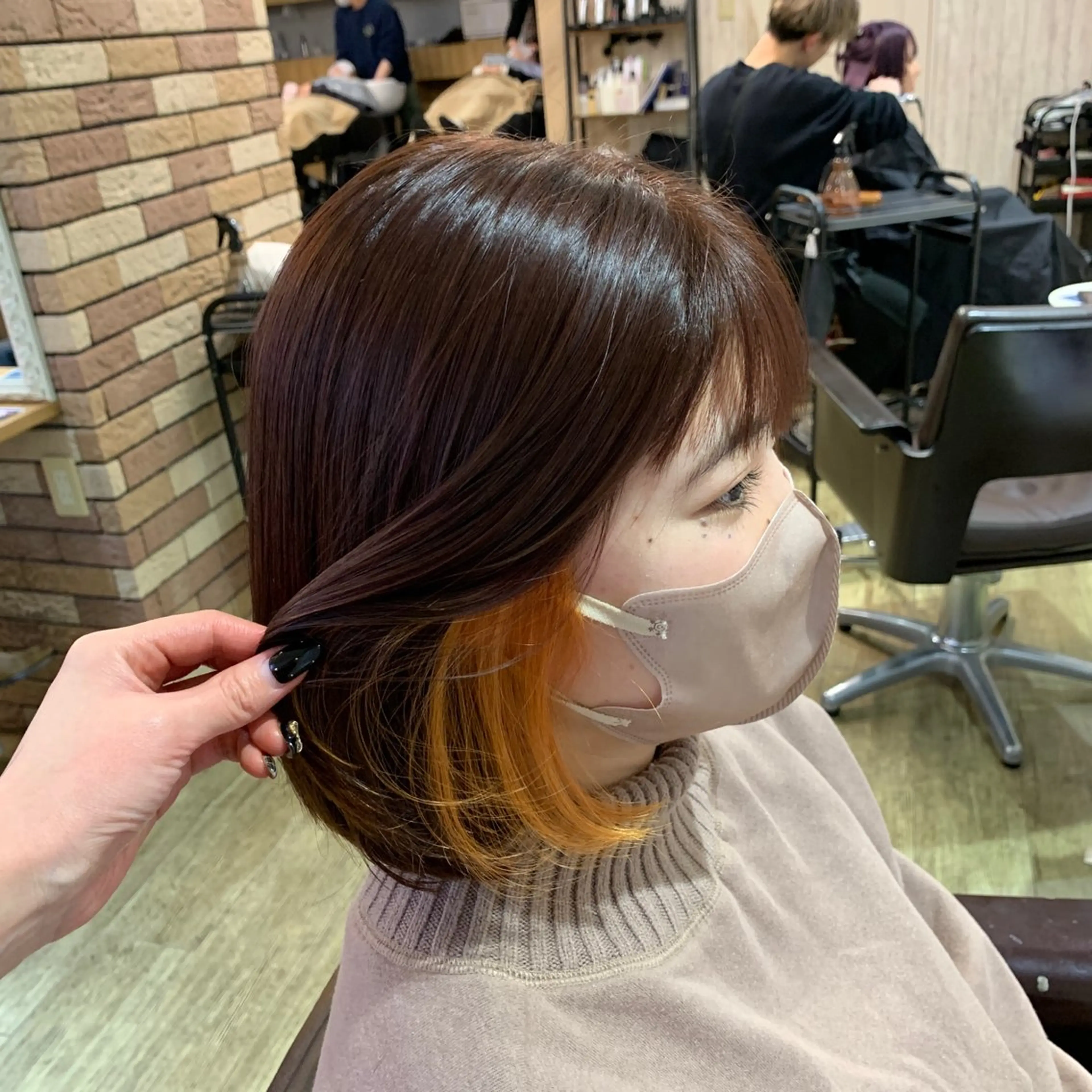 ショート カラー オレンジ ボブ カット ヘアカラー regalo Acari🍎のヘアスタイル