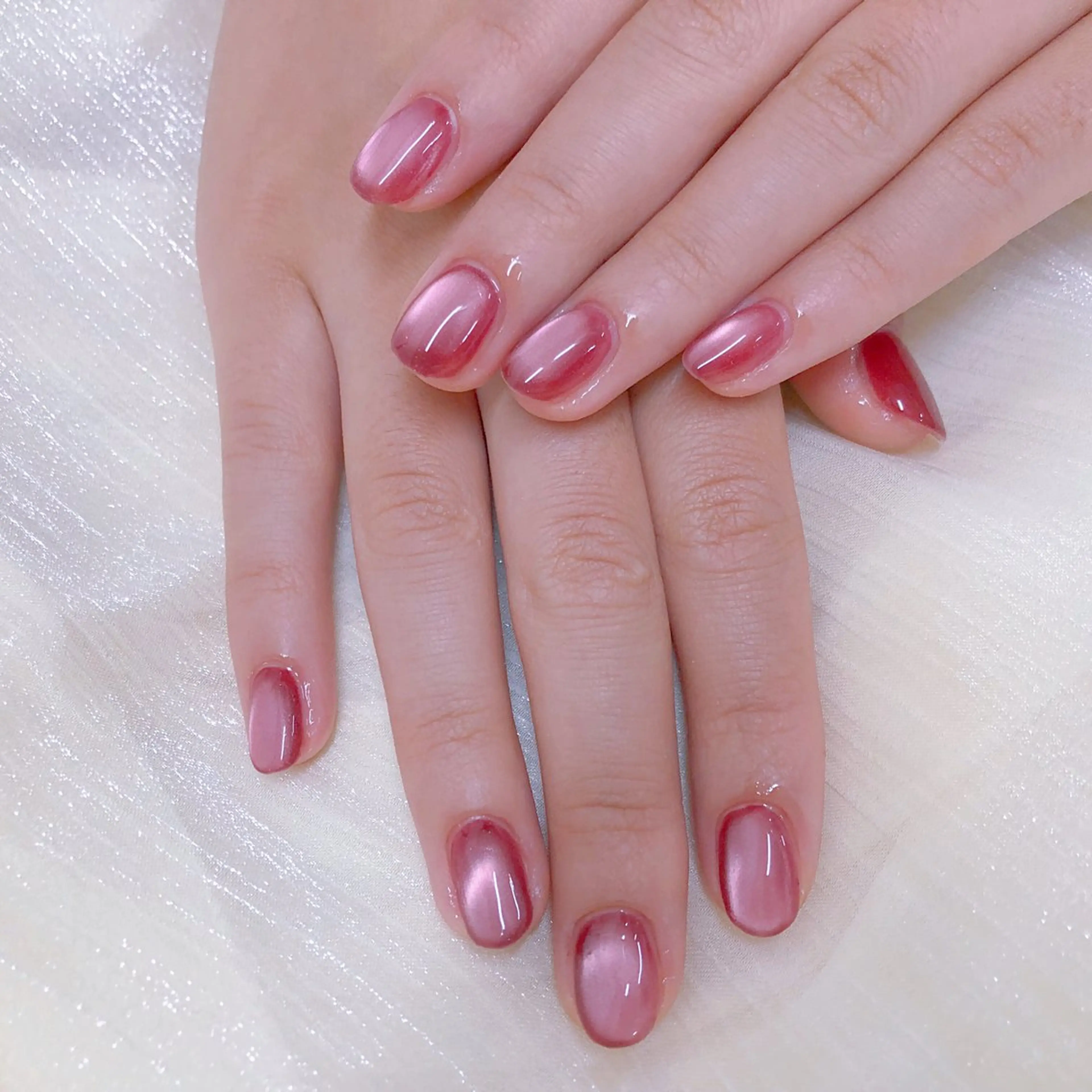 ネイル マグネットネイル オフィスネイル ワンカラーネイル ピンク シンプルネイル ハンドネイル Salon GEMのネイルデザイン