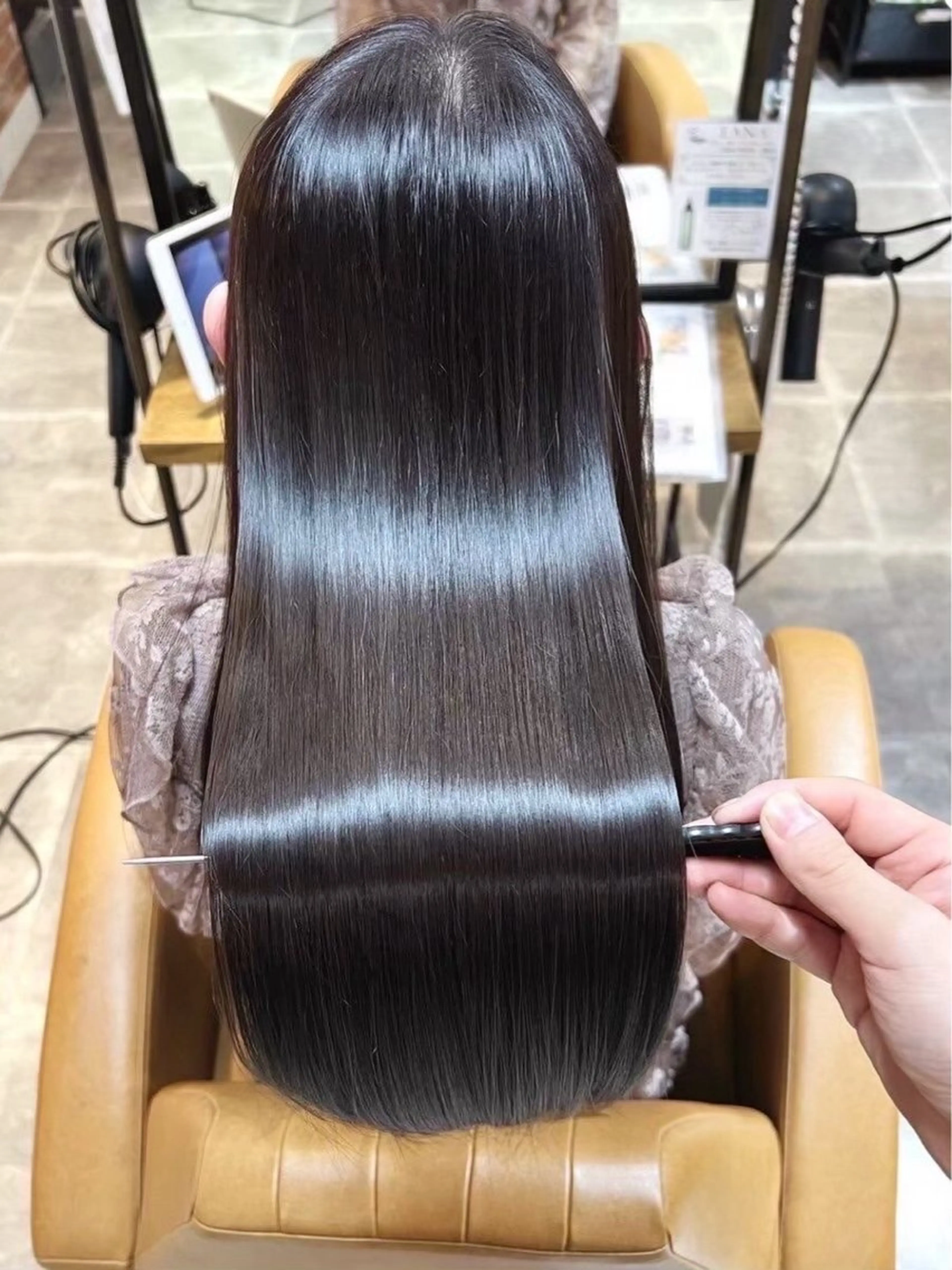 one color + 質感再生4step treatment🫧（超音波アイロン付き）の写真