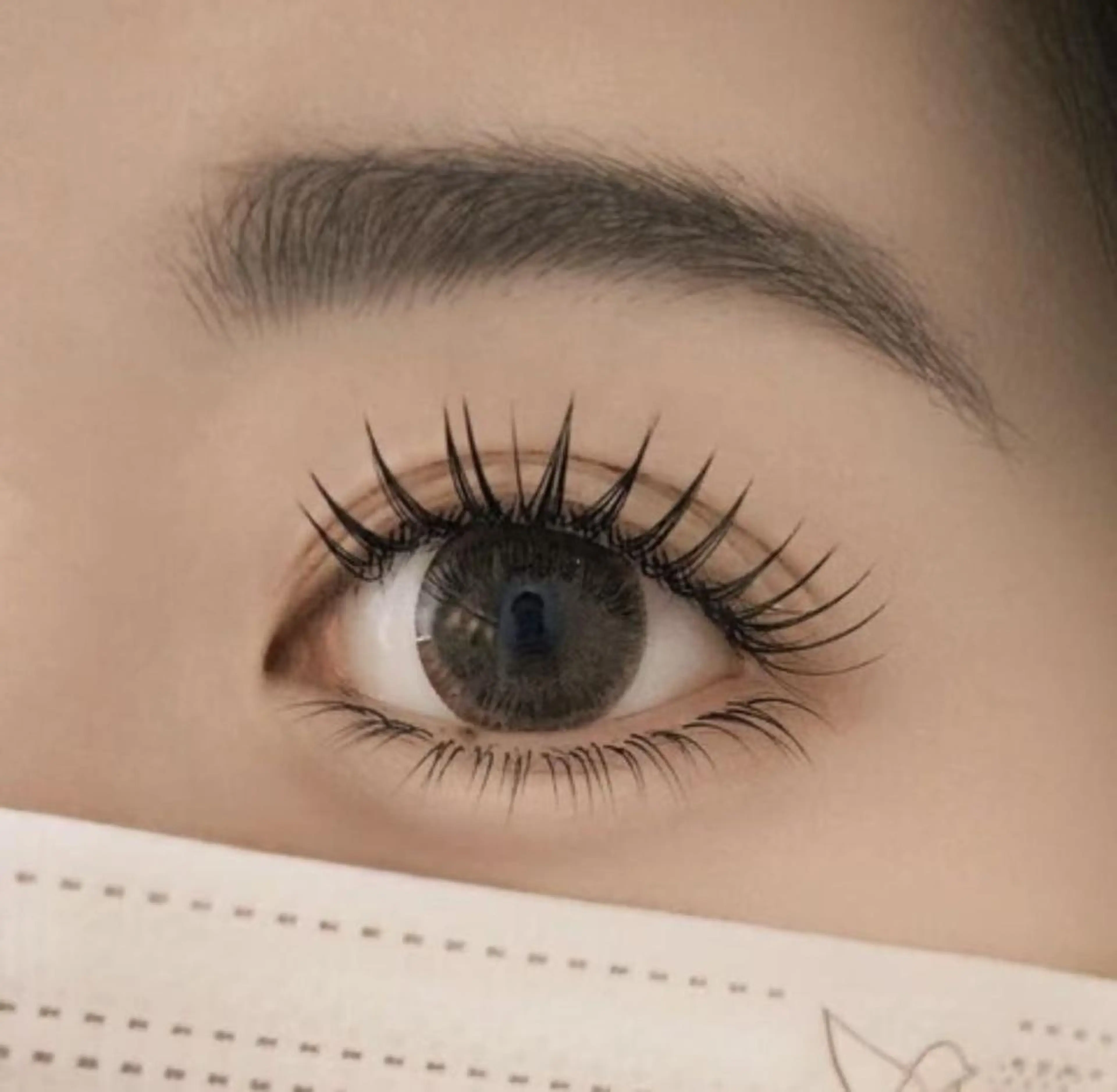 ネイル オーロラネイル チークネイル 長さ出し フットネイル フレンチネイル マツエク ダブル テーマのマツエク・マツパデザイン