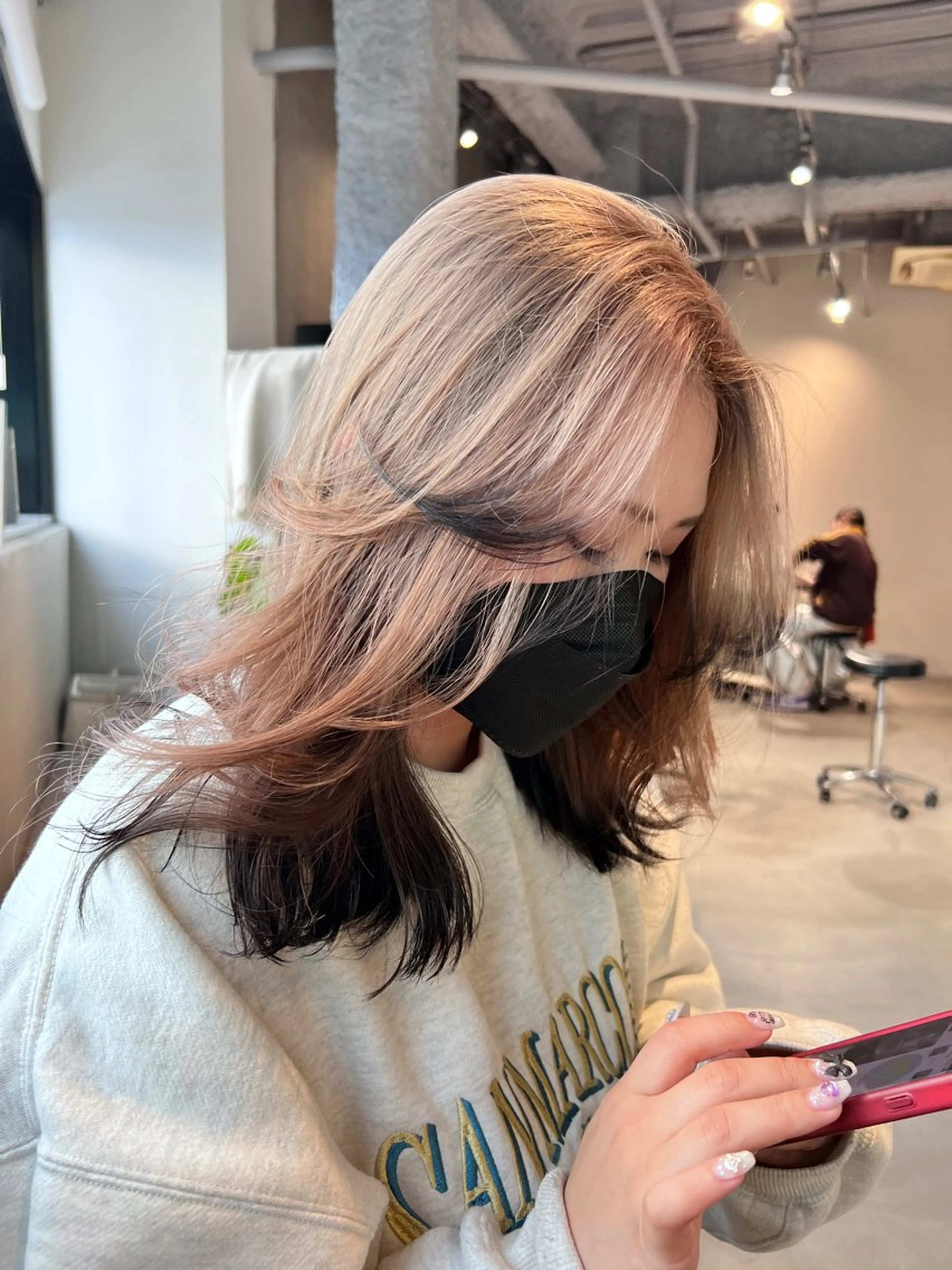 ミディアム カラー ヘアカラー トリートメント ROCAReTA  河原町三条所属・🌐👽フクイ キララ🌎💎のヘアスタイル