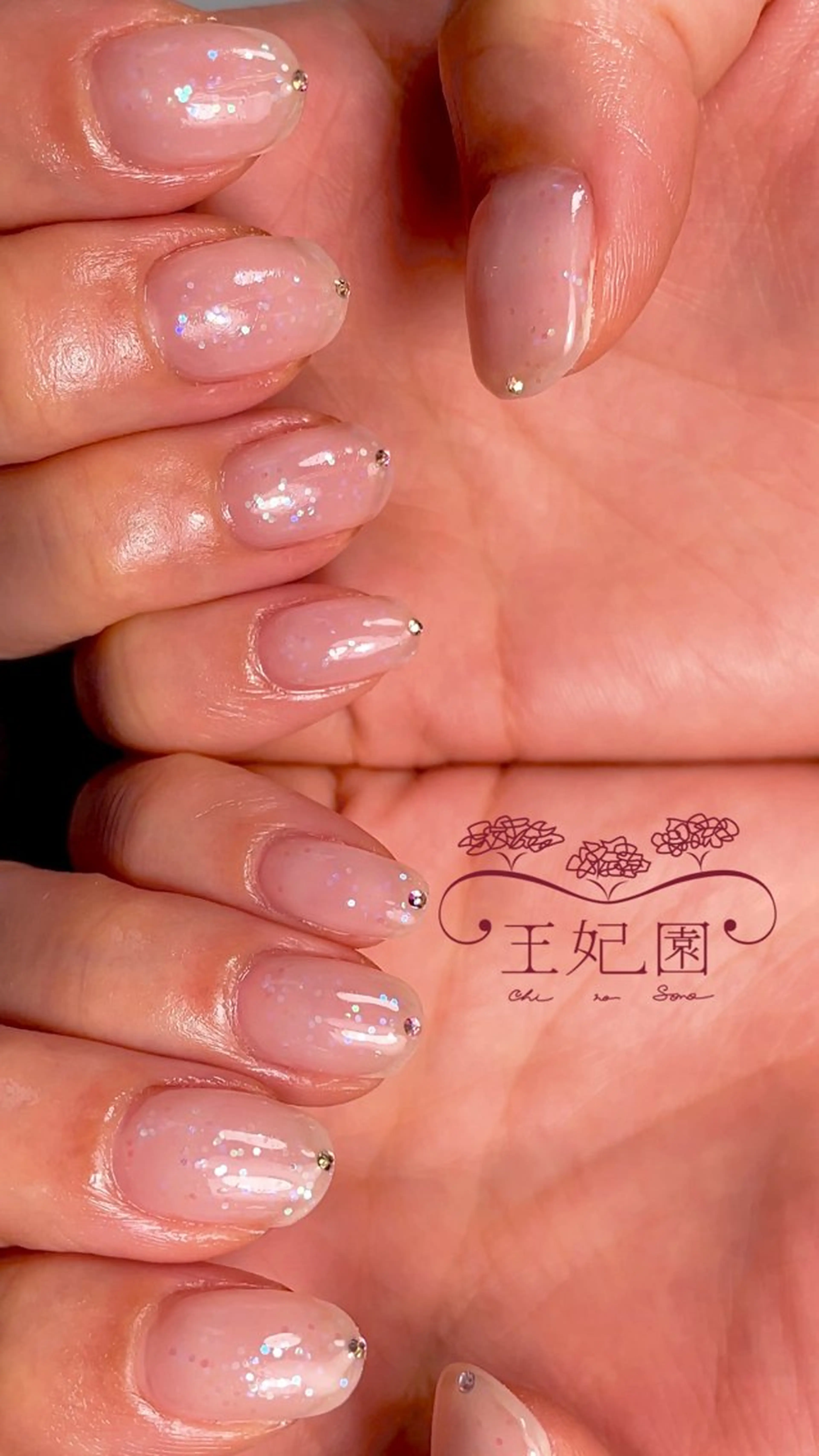 ネイル ジェルネイル ラメ(グリッター) ワンカラーネイル パラジェル ワンホンネイル nail salon王妃の園所属・王妃の園 ohinosonoのネイルデザイン