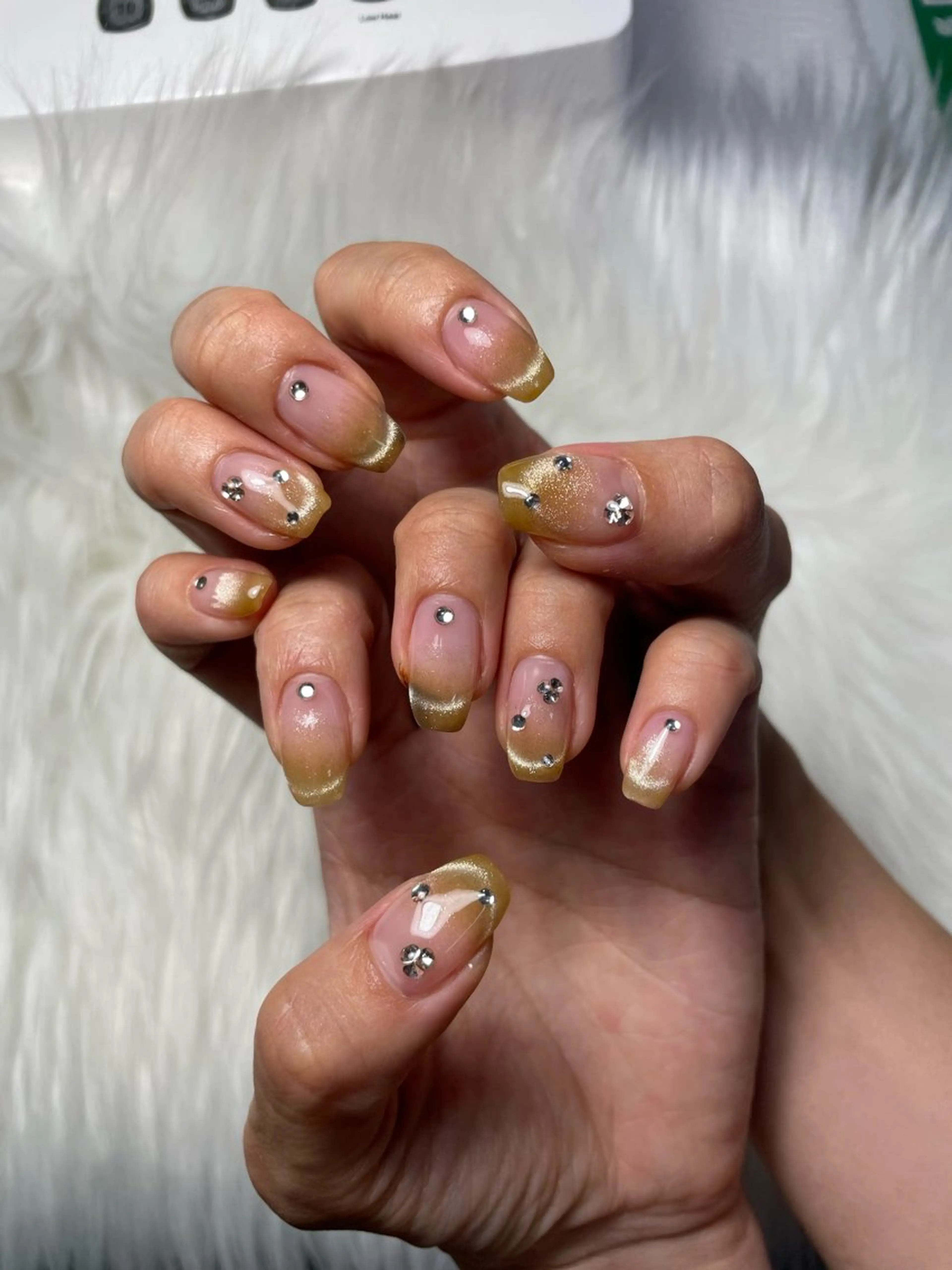 ネイル フレンチネイル 美容室るーじゅ所属・美容室 るーじゅ/しいの木台のマツエク・マツパデザイン