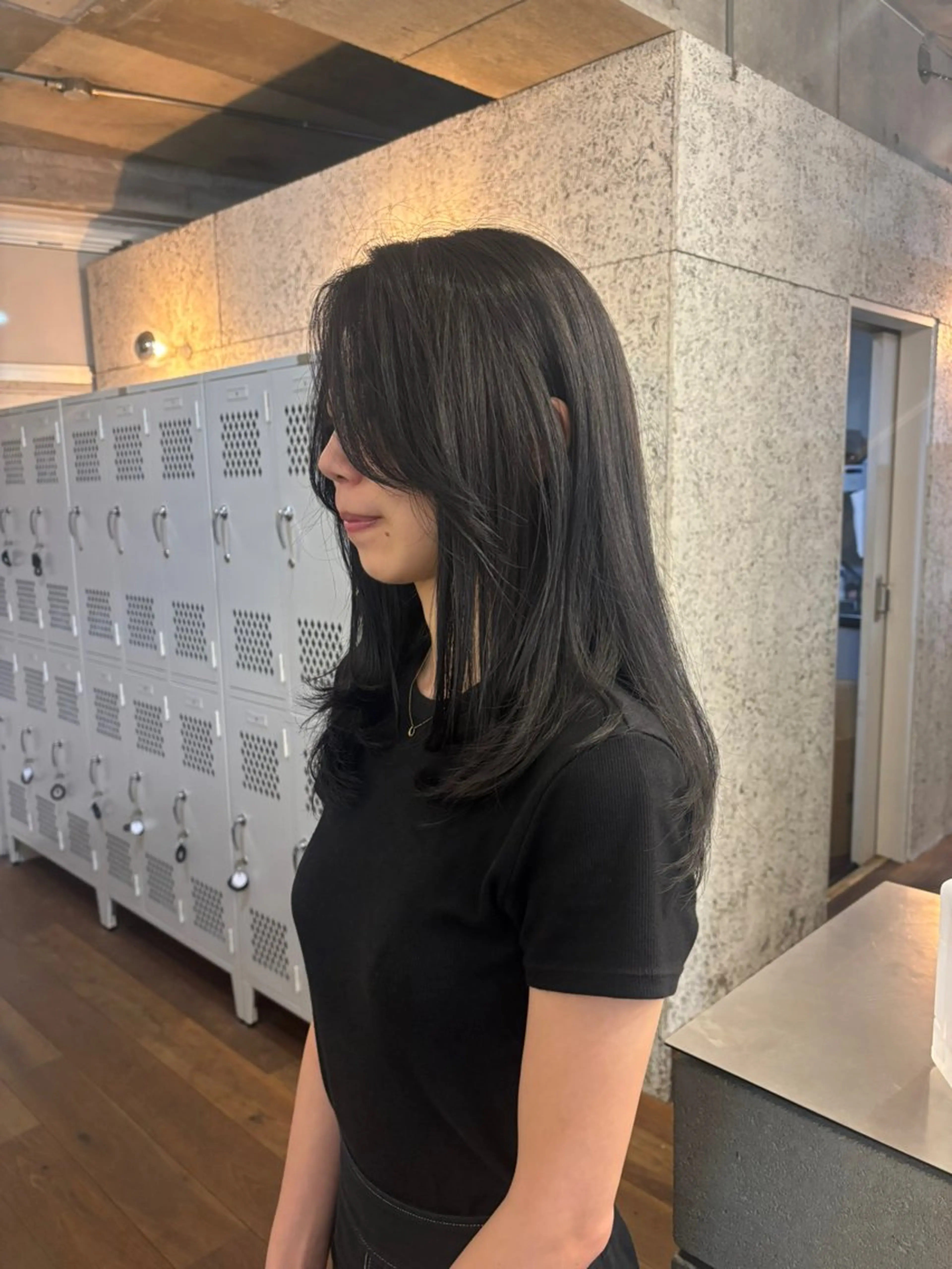 ロング カラー fifth 庄子愛彩のヘアスタイル