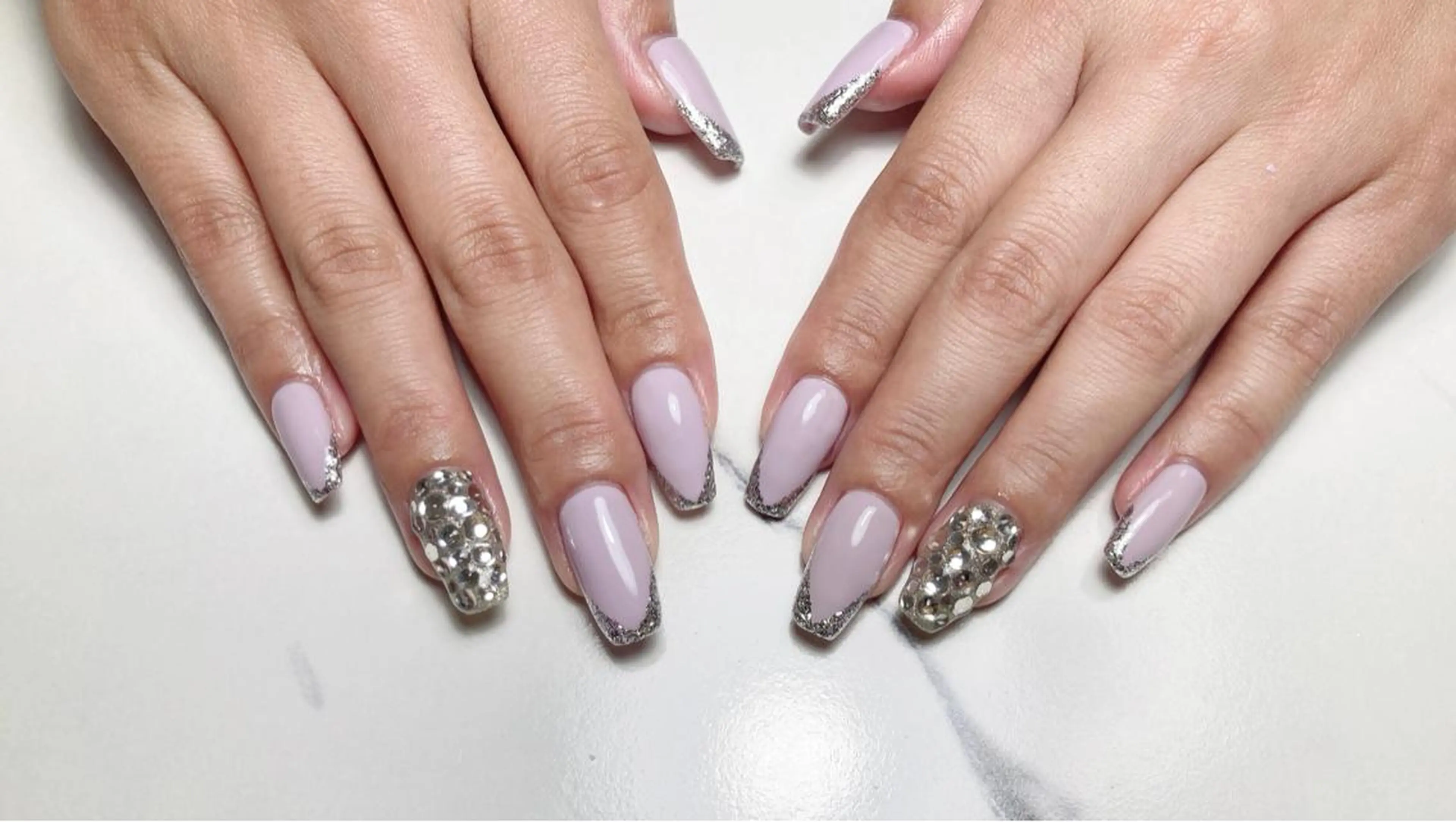 ネイル ewt miniのマツエク・マツパデザイン