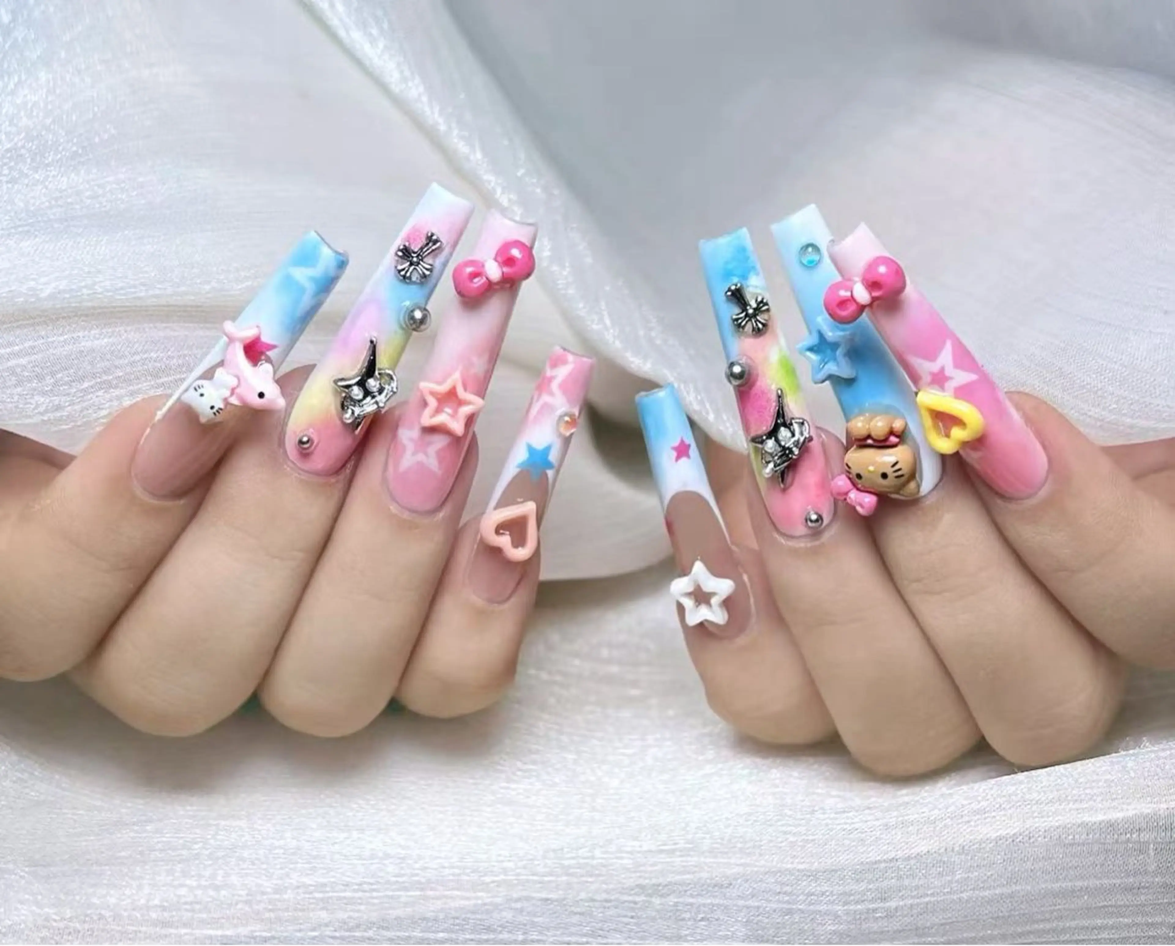 ネイル ハンドネイル MARHCHU NAILのネイルデザイン