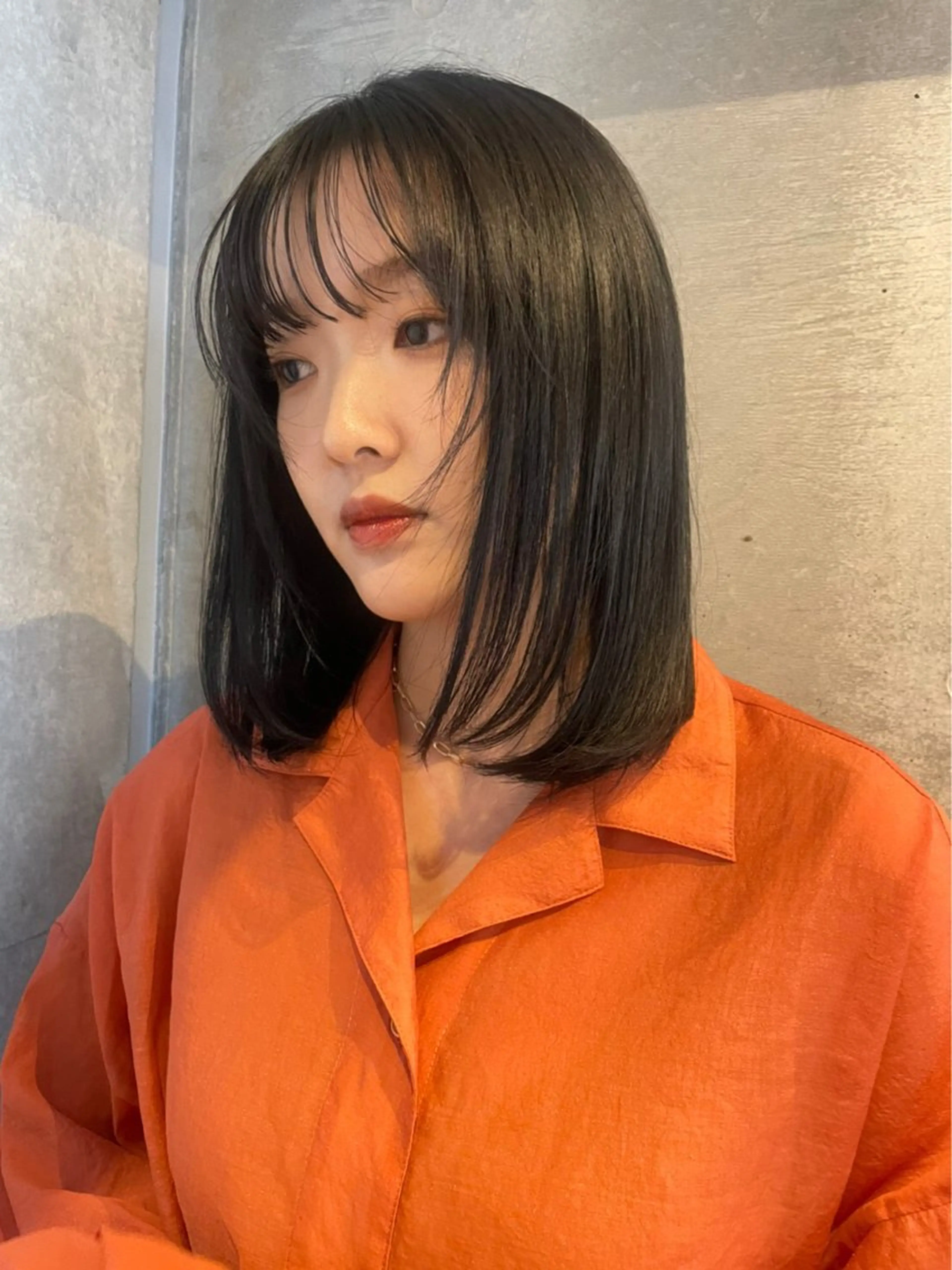 ミディアム カラー ヘアカラー 室谷 侑奈のヘアスタイル