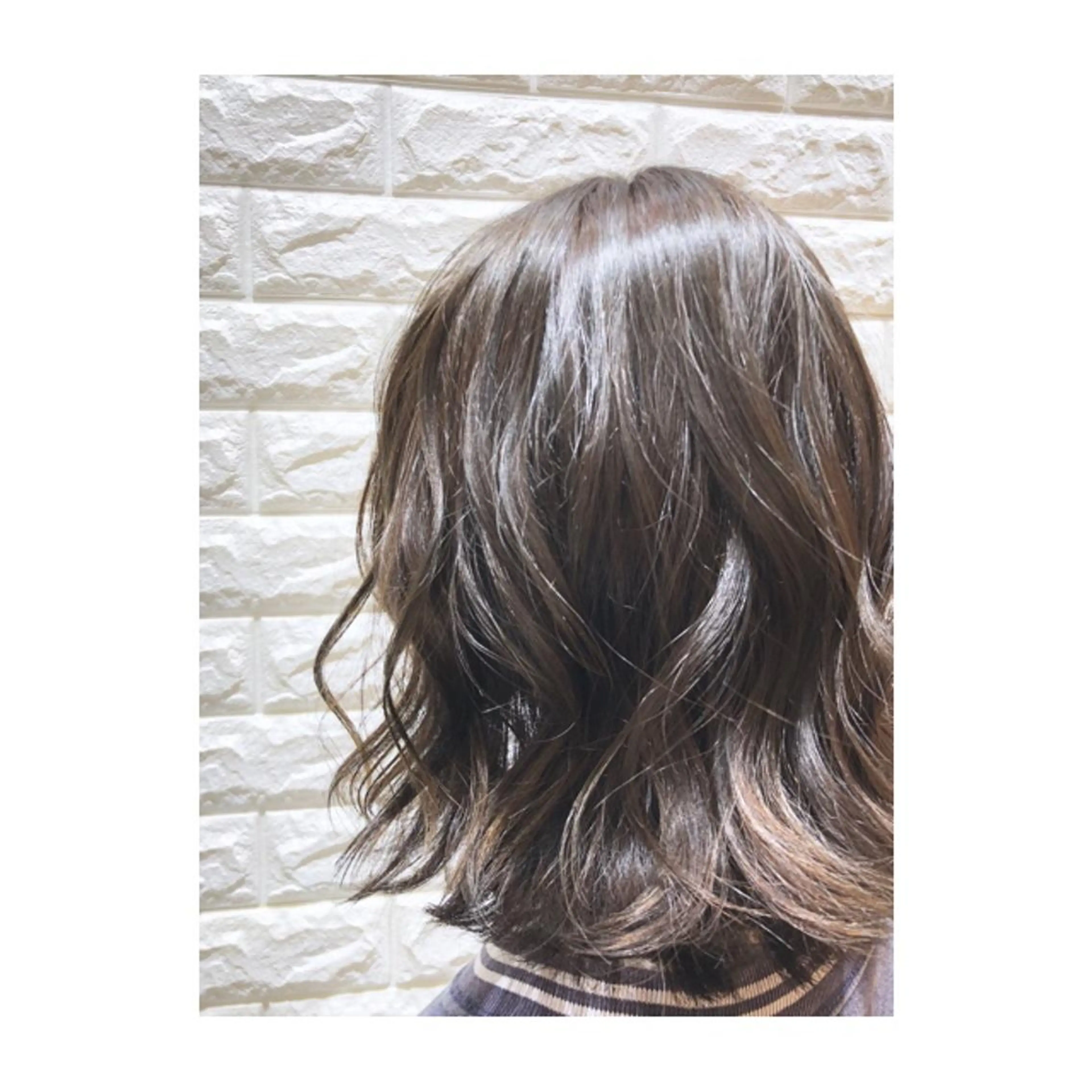 ショート カラー アッシュ ブリーチ ブリーチなしカラー ヘアカラー トリートメント NAKAMURA 🦋のヘアスタイル