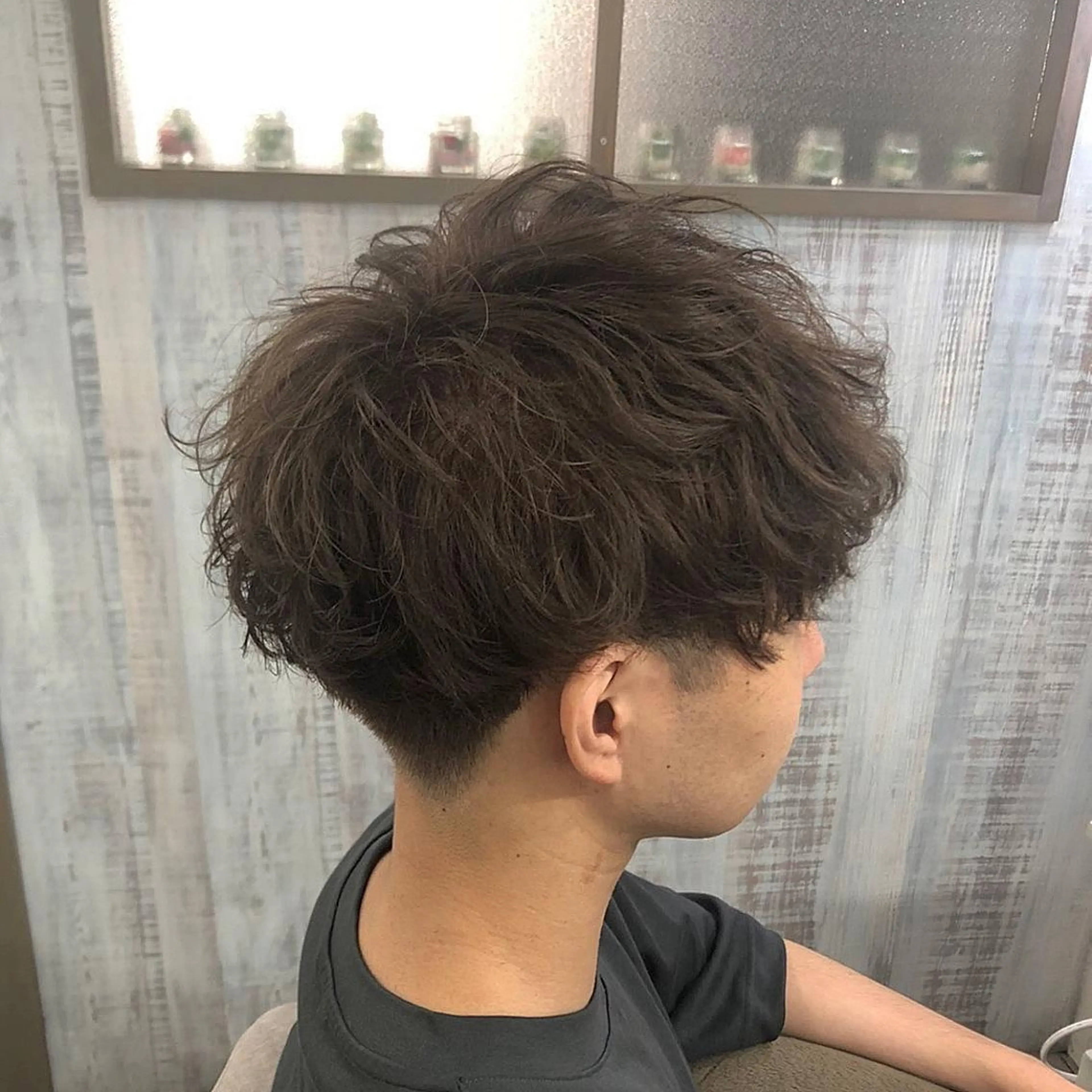 ショート カラー メンズ カット パーマ トリートメント イシジマ タカナリのヘアスタイル