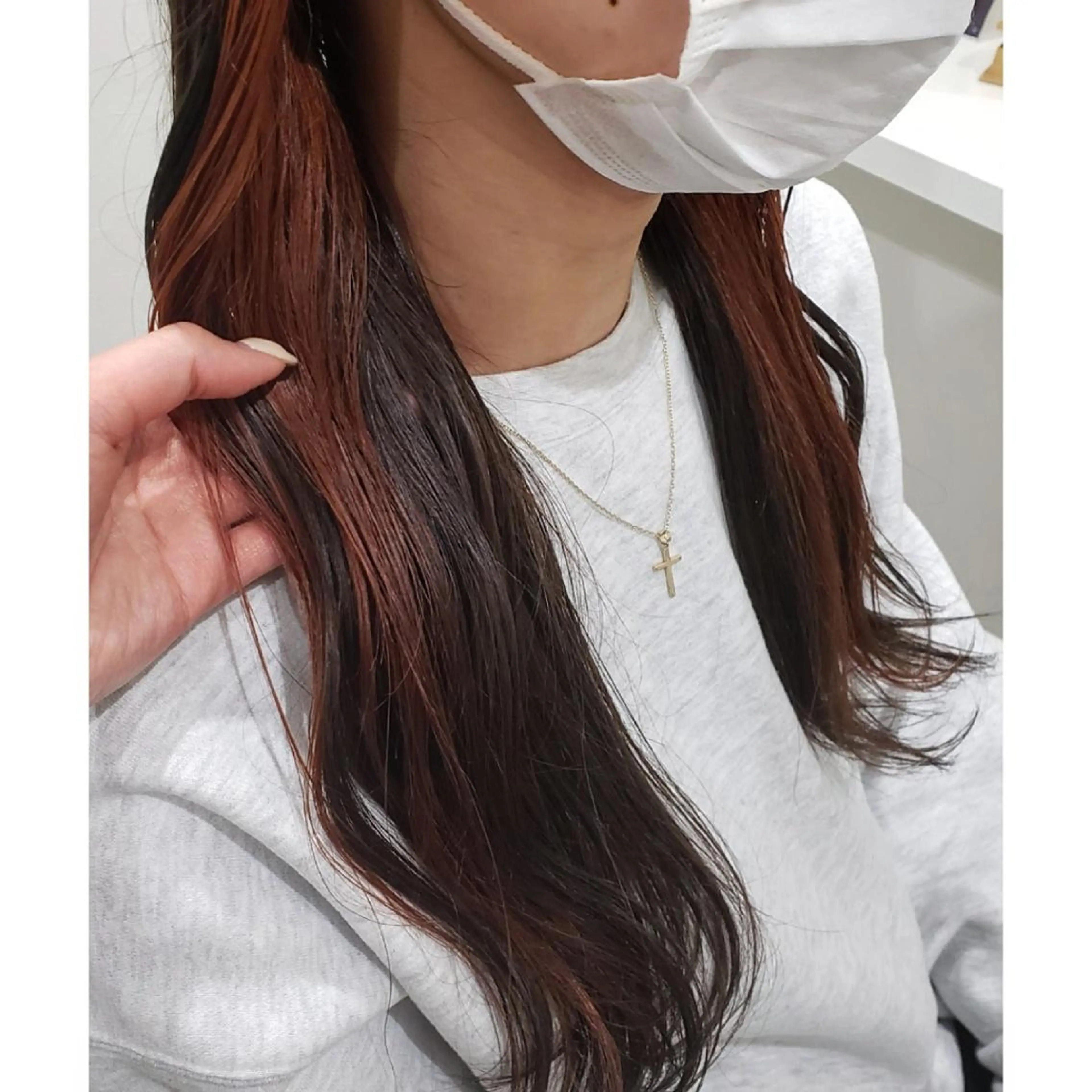 ロング カラー ヘアアレンジ イヤリングカラー インナーカラー オレンジ 髪質改善 トリートメント 髪質改善サロン🍃 AIRI のヘアスタイル