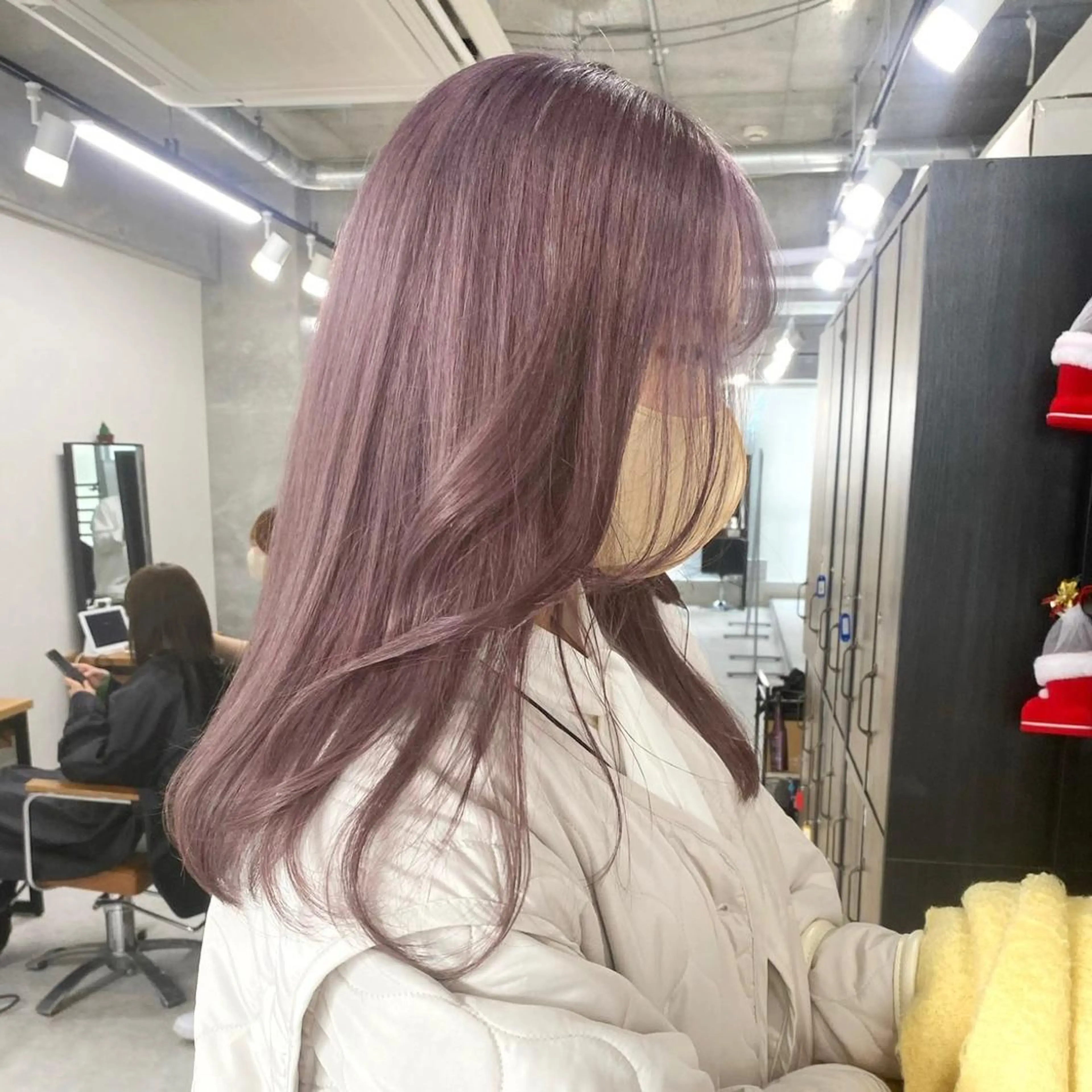 ミディアム カラー パーマ ヘアアレンジ メンズ キッズ ネイル マツエク・マツパ アイブロウ 似合わせカラー♡髪質 改善🎀サトカ🍒のヘアスタイル