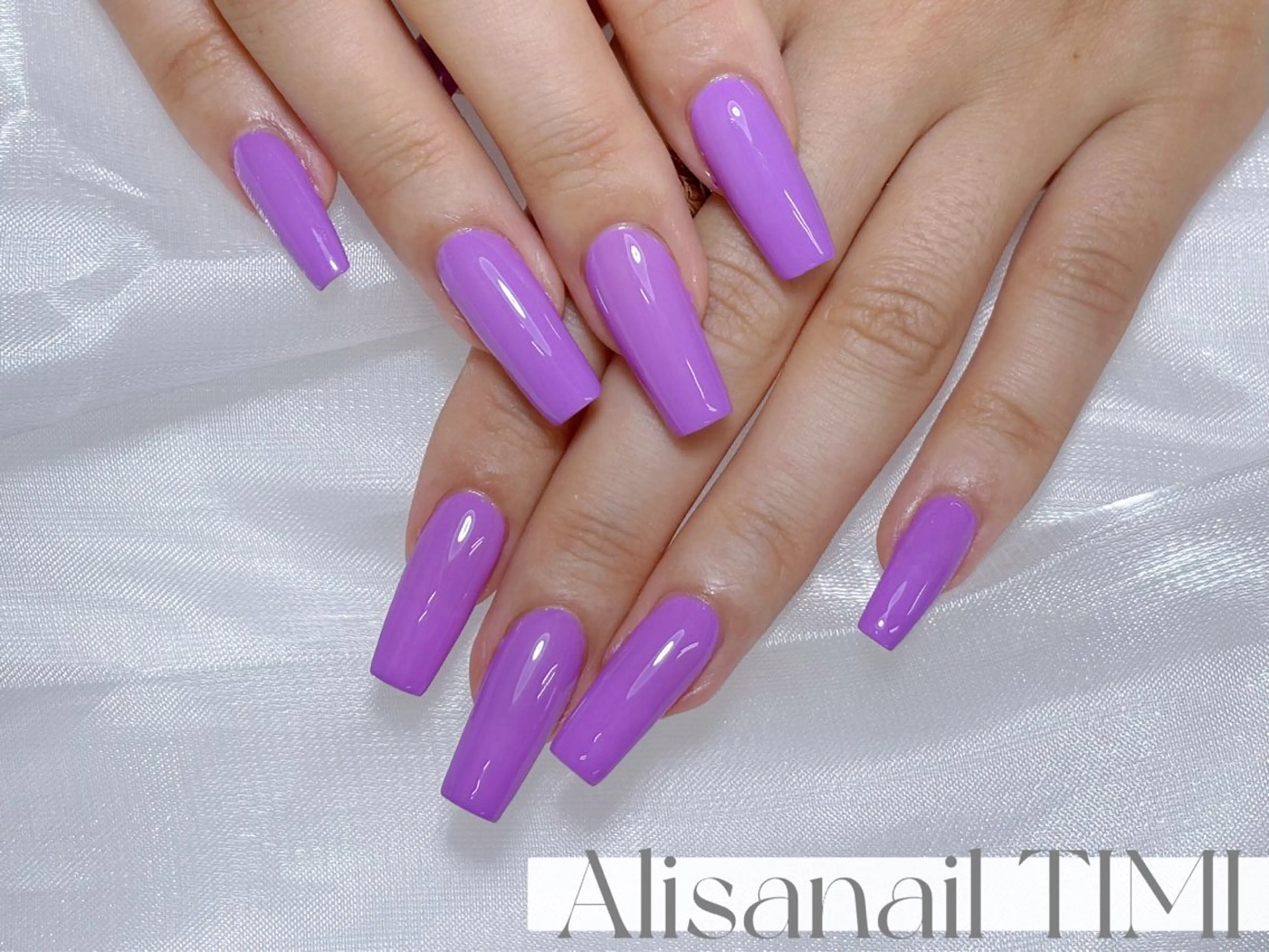 ネイル ワンカラーネイル ハンドネイル Alisa nail Timiのネイルデザイン
