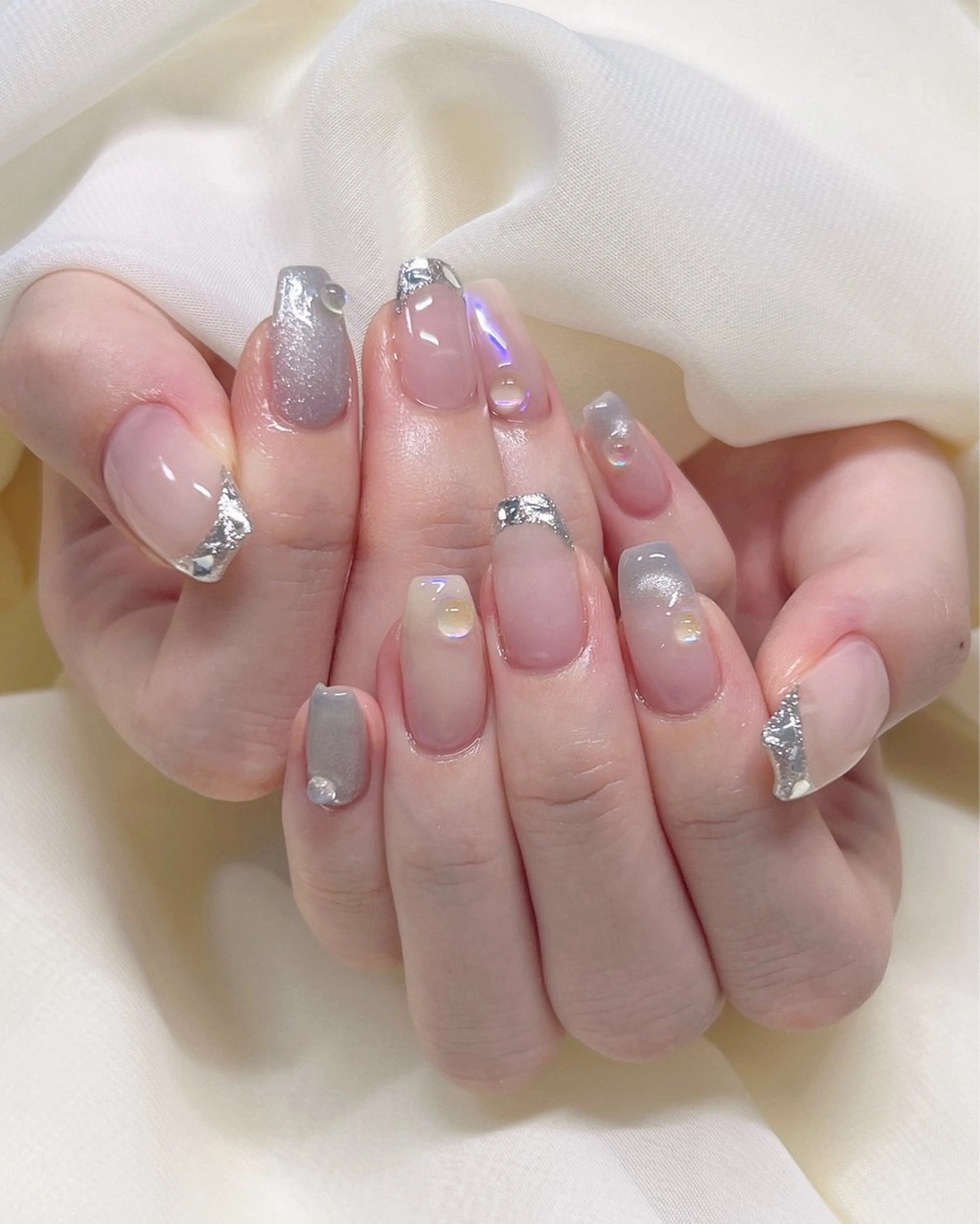 ネイル 持ち込み ニュアンスネイル nail salon MUAのネイルデザイン