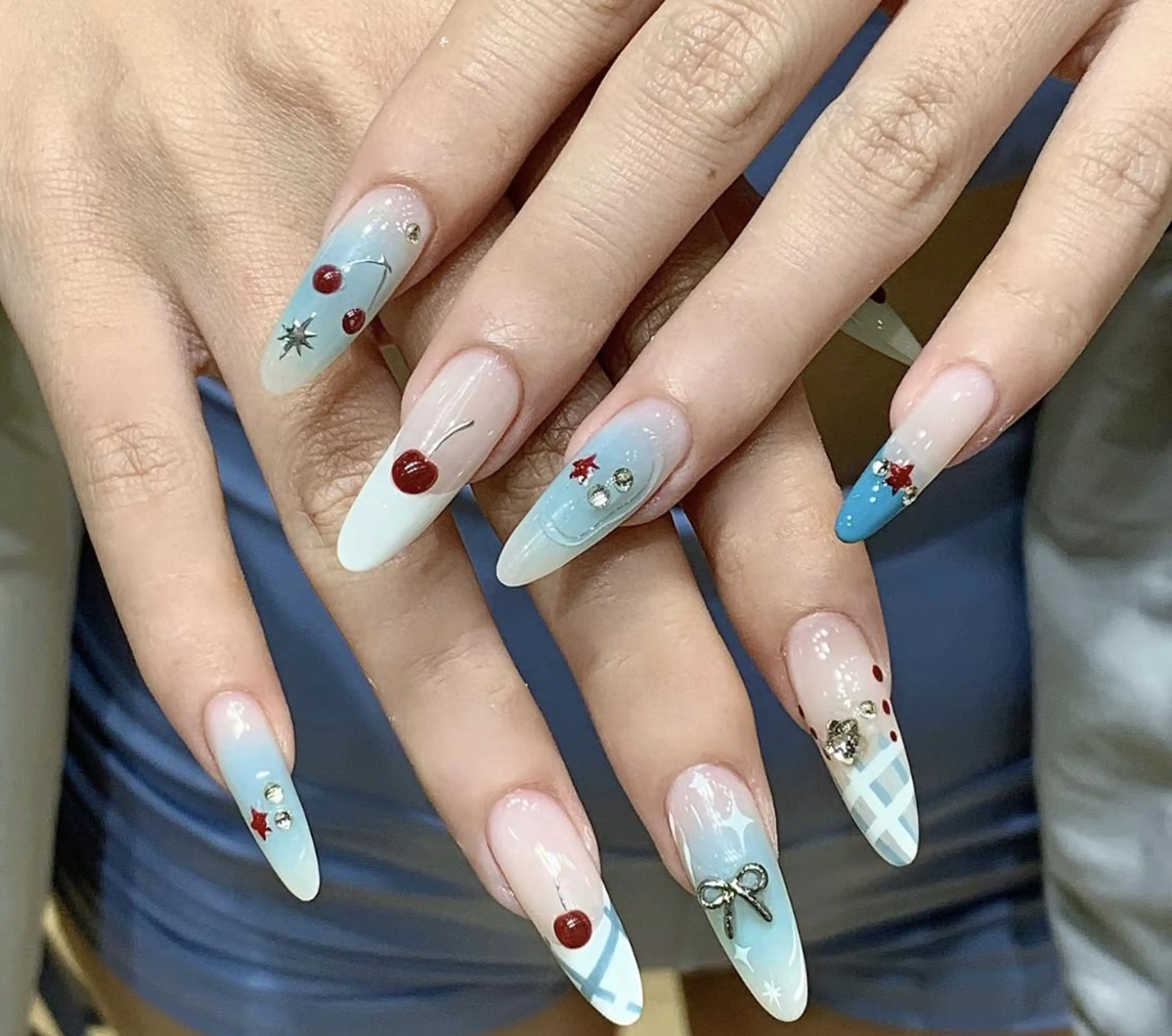 ネイル ハンドネイル 🍑 momo_nailのネイルデザイン