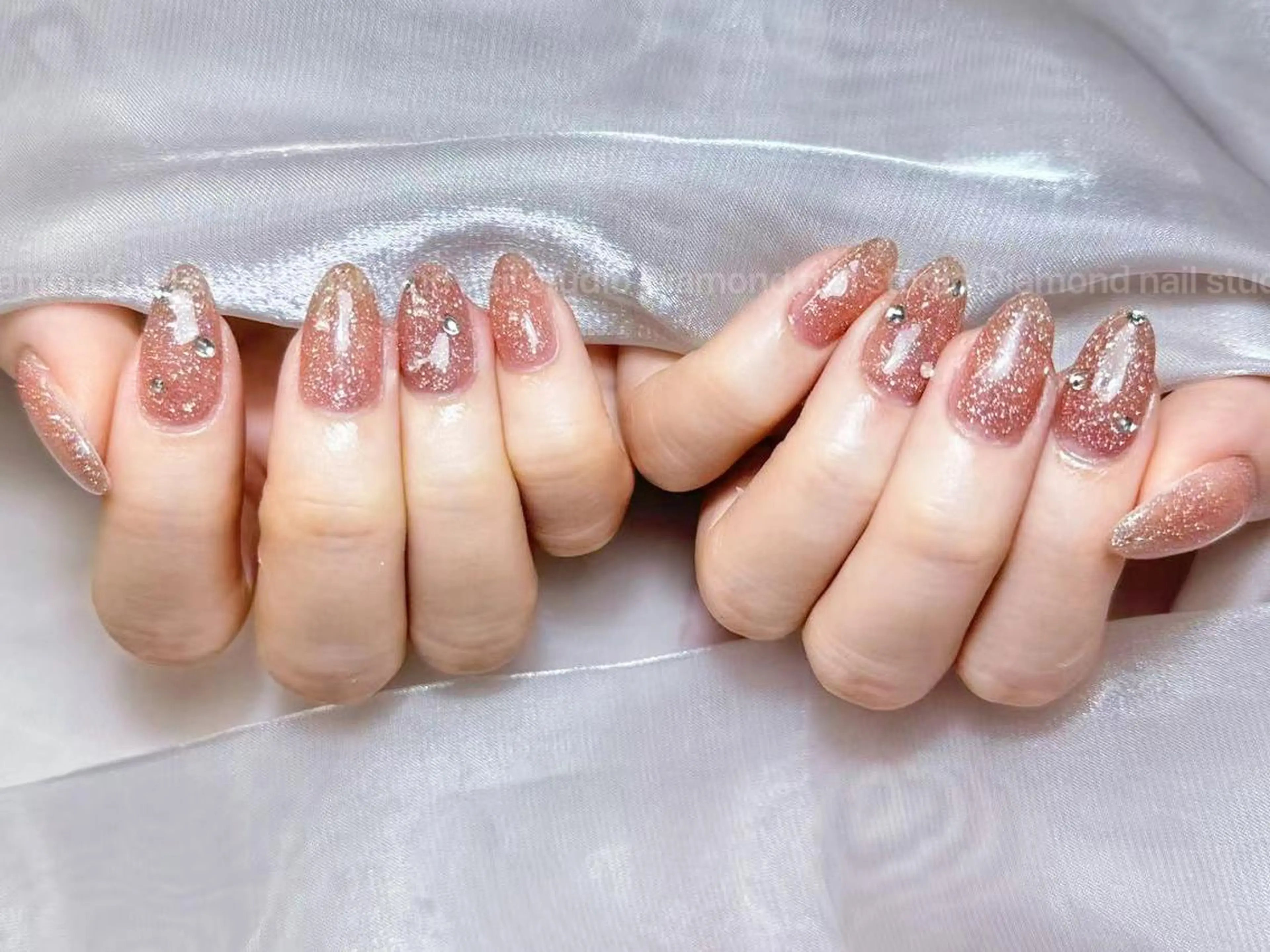ネイル アートネイル オーロラネイル ガーリー キラキラネイル 韓国ネイル ハンドネイル DIAMOND Nail🍒のネイルデザイン