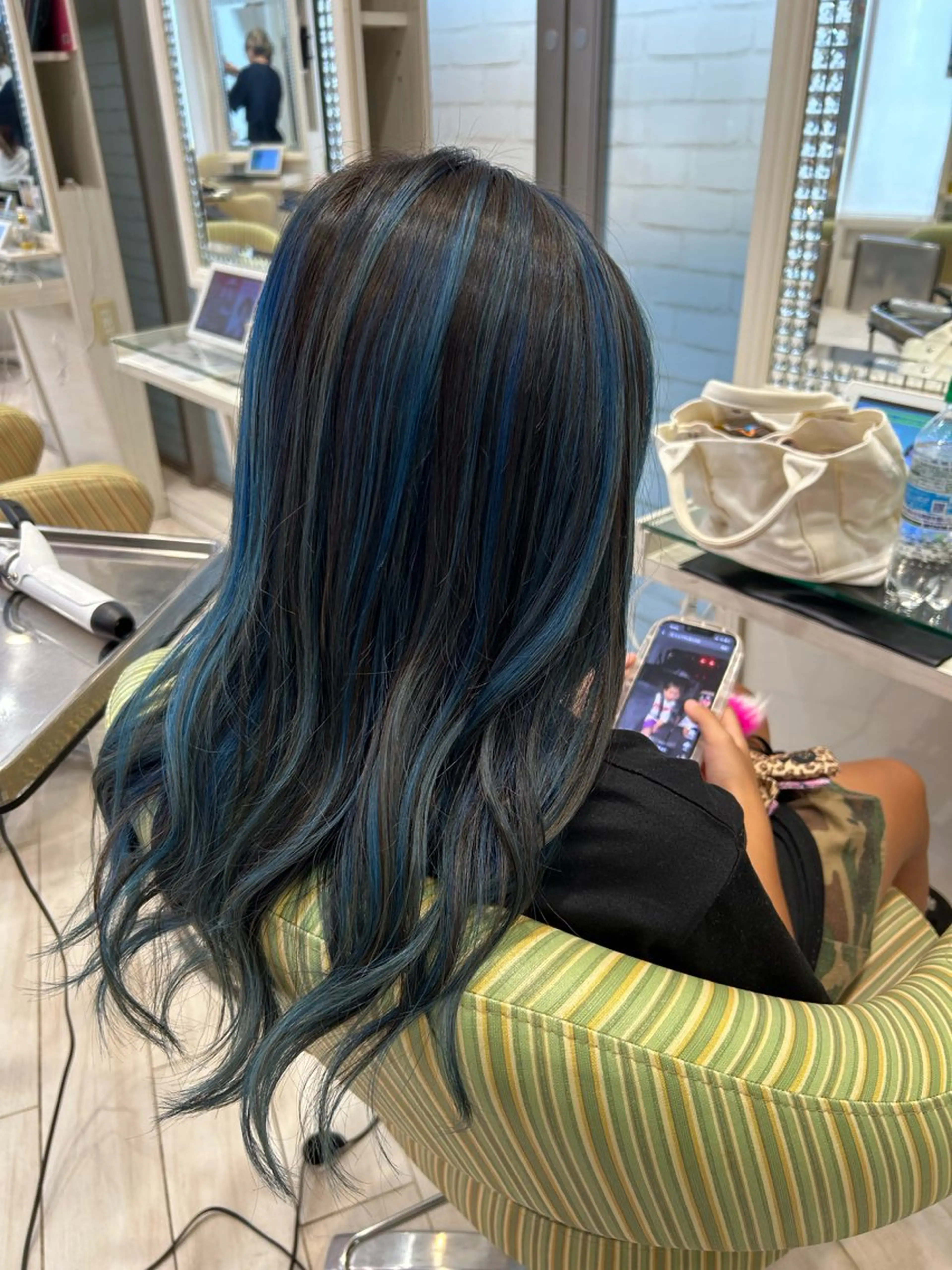 ロング カット ヘアカラー 中川 拓弥のヘアスタイル