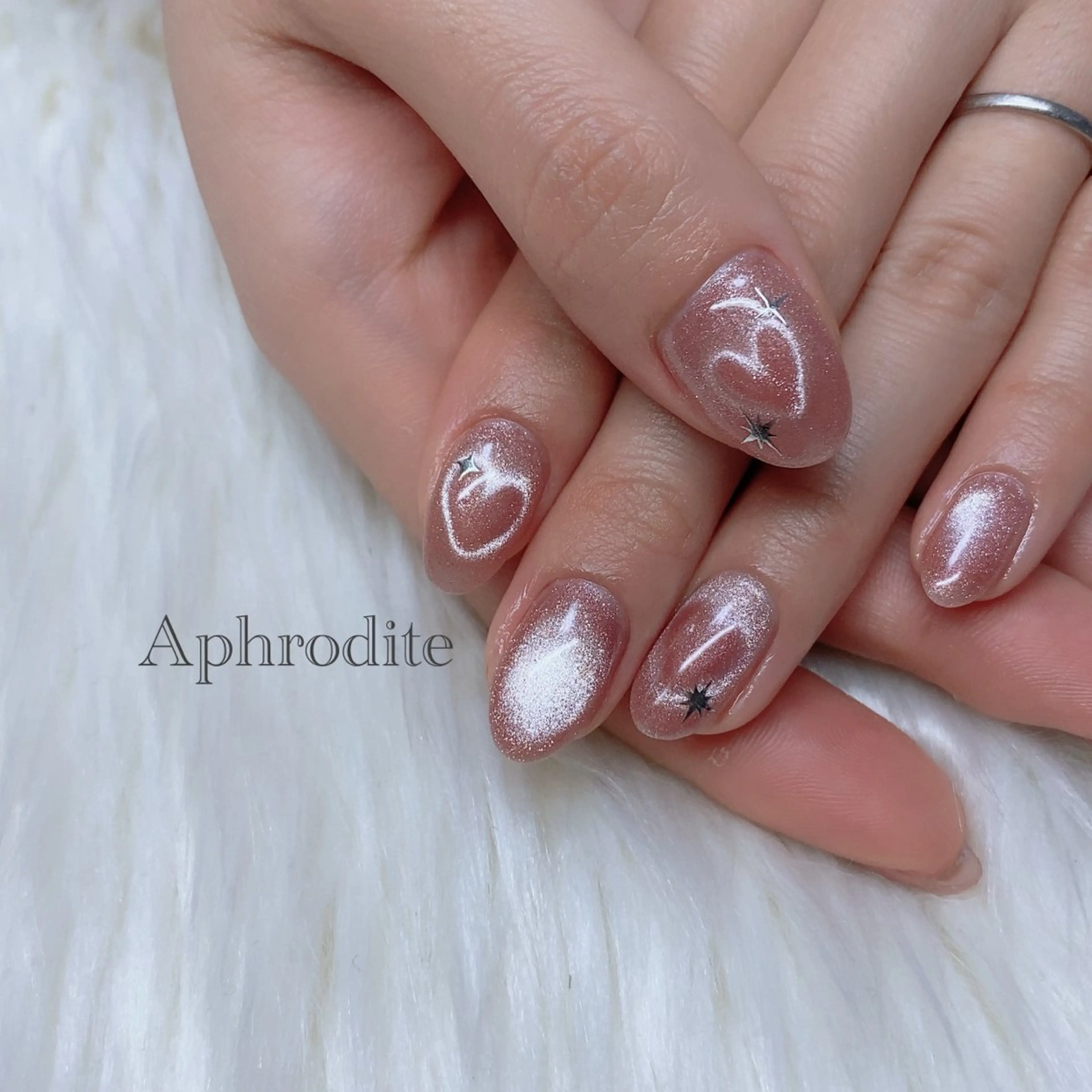 ネイル Aphrodite パラジェル認定サロンのネイルデザイン