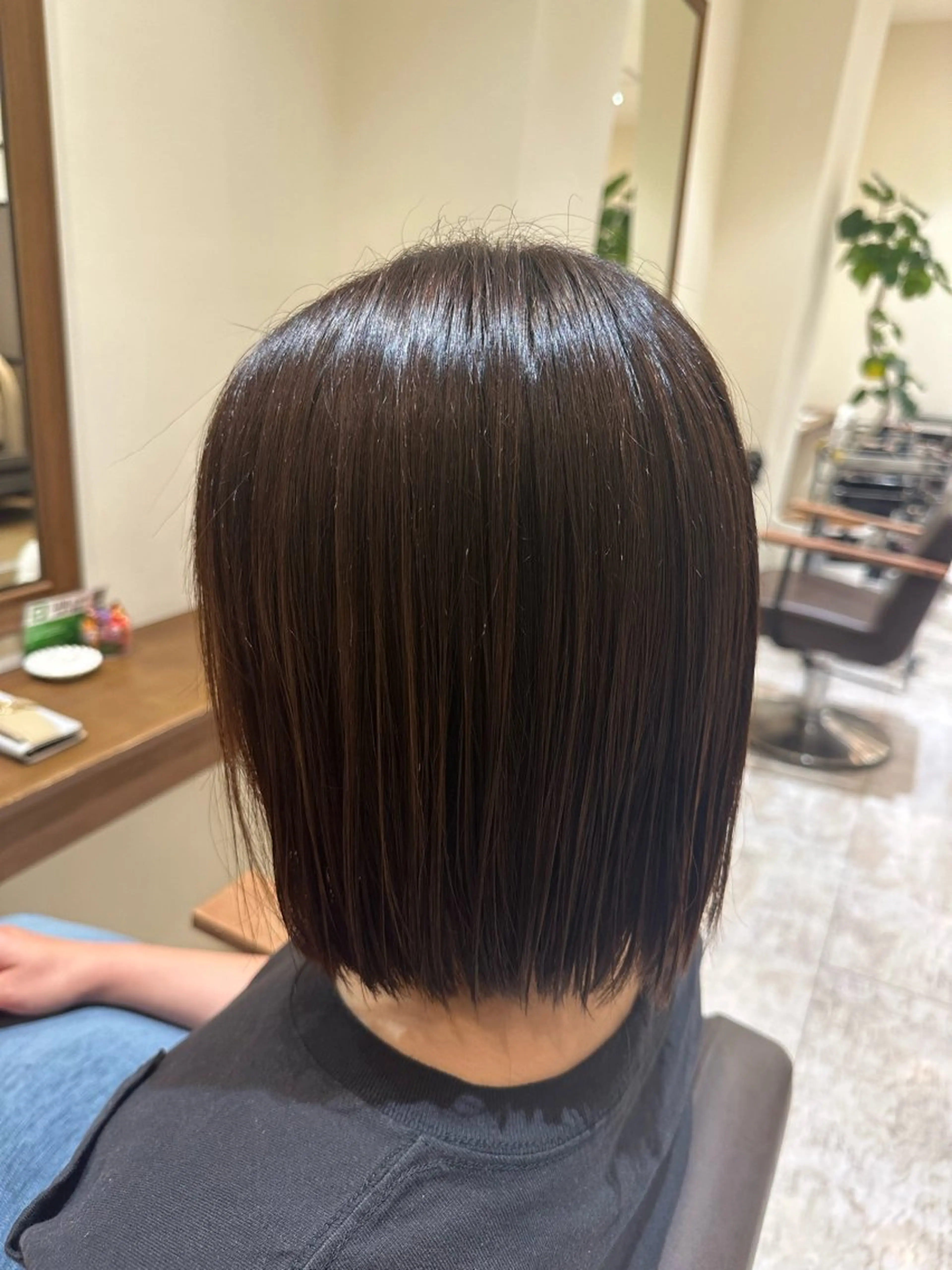 ショート カラー イマ フジのヘアスタイル